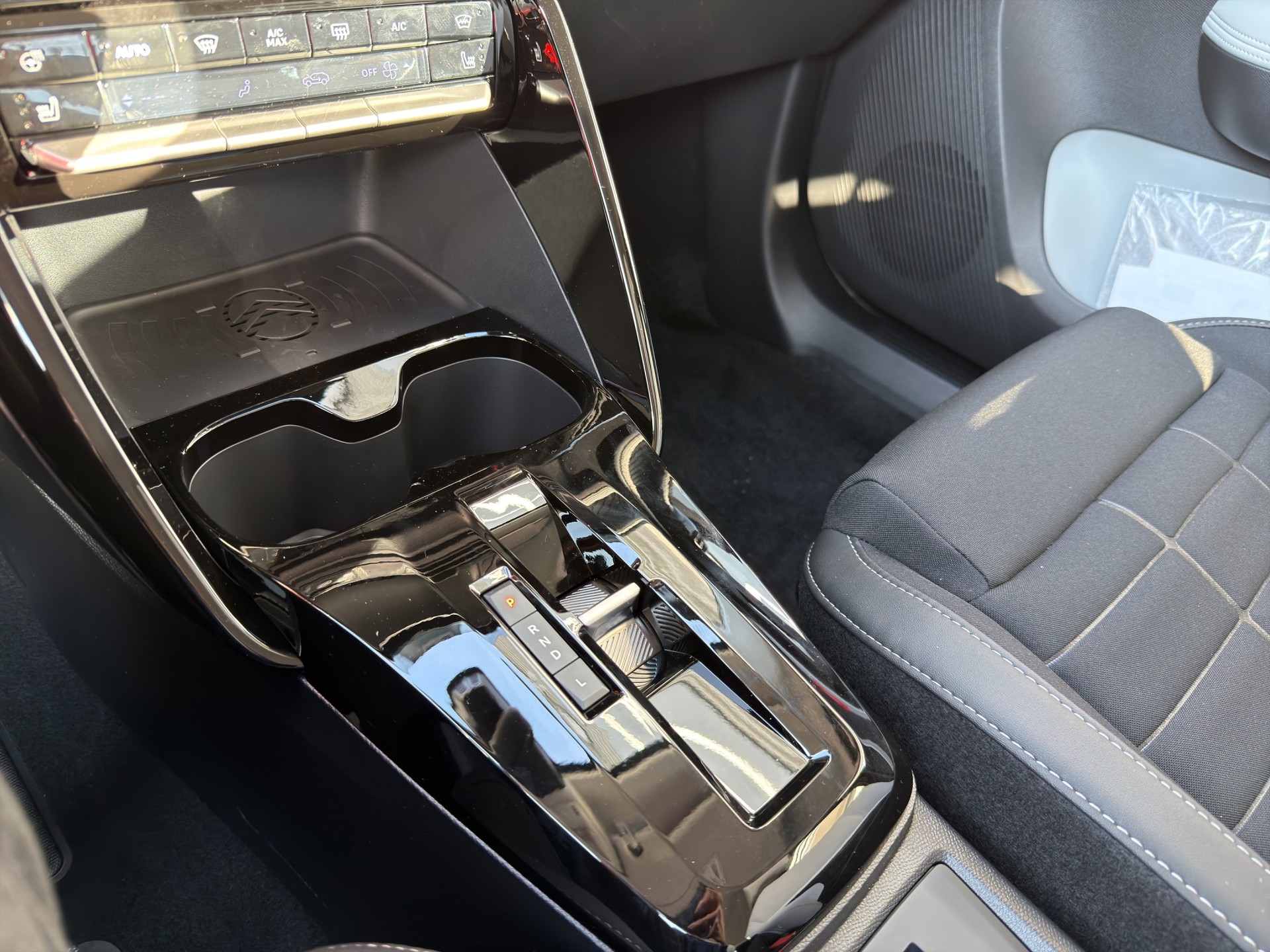 CITROEN C3 1.2 MHEV Max-image-10