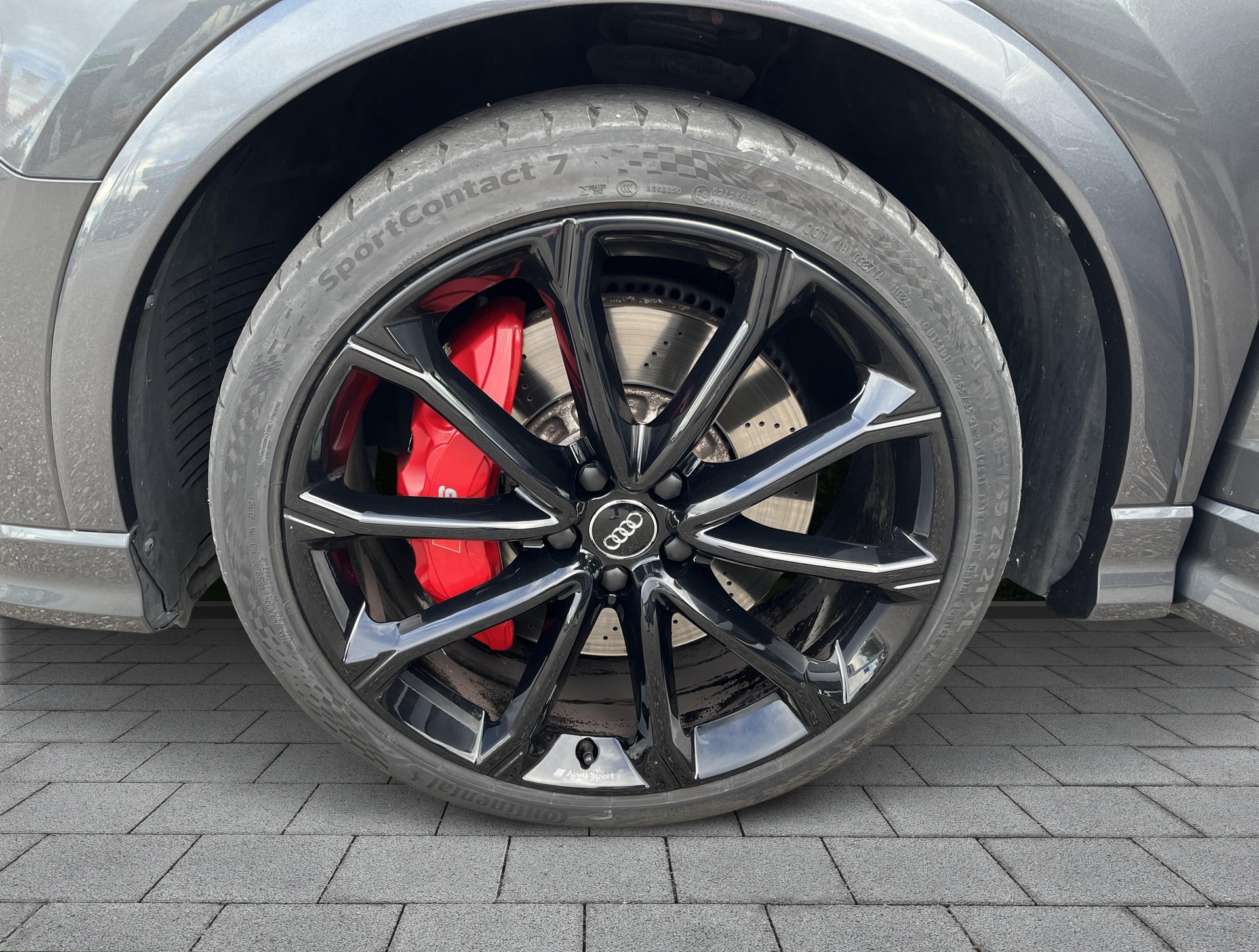 AUDI RS Q3 Sportback quattro S tronic-image-14