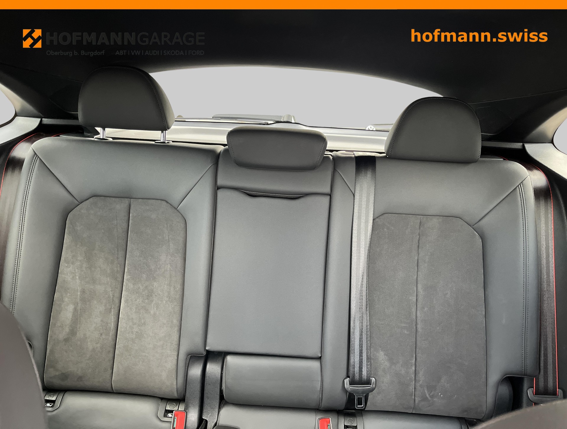 AUDI RS Q3 Sportback quattro S tronic-image-10