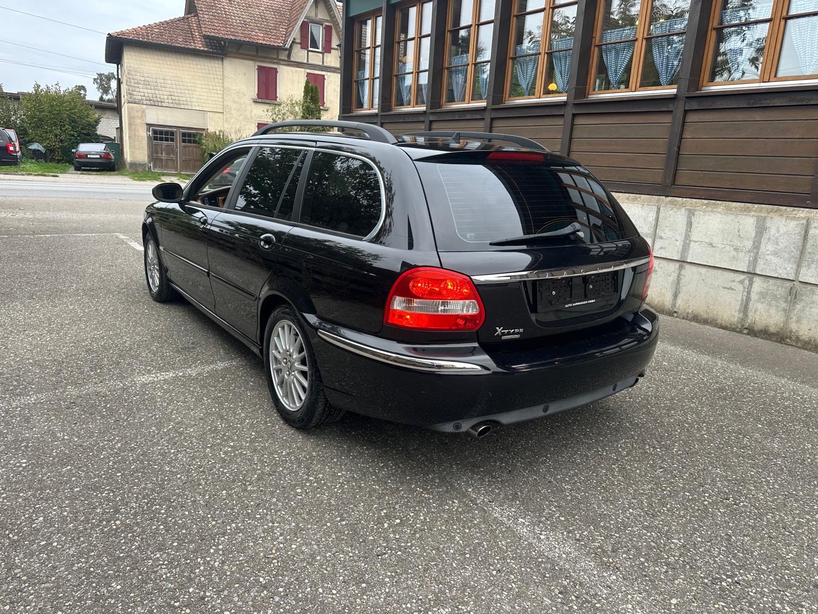 JAGUAR X-Type Estate 2.5 V6 Traction4 Sovereign-showroom-element-3