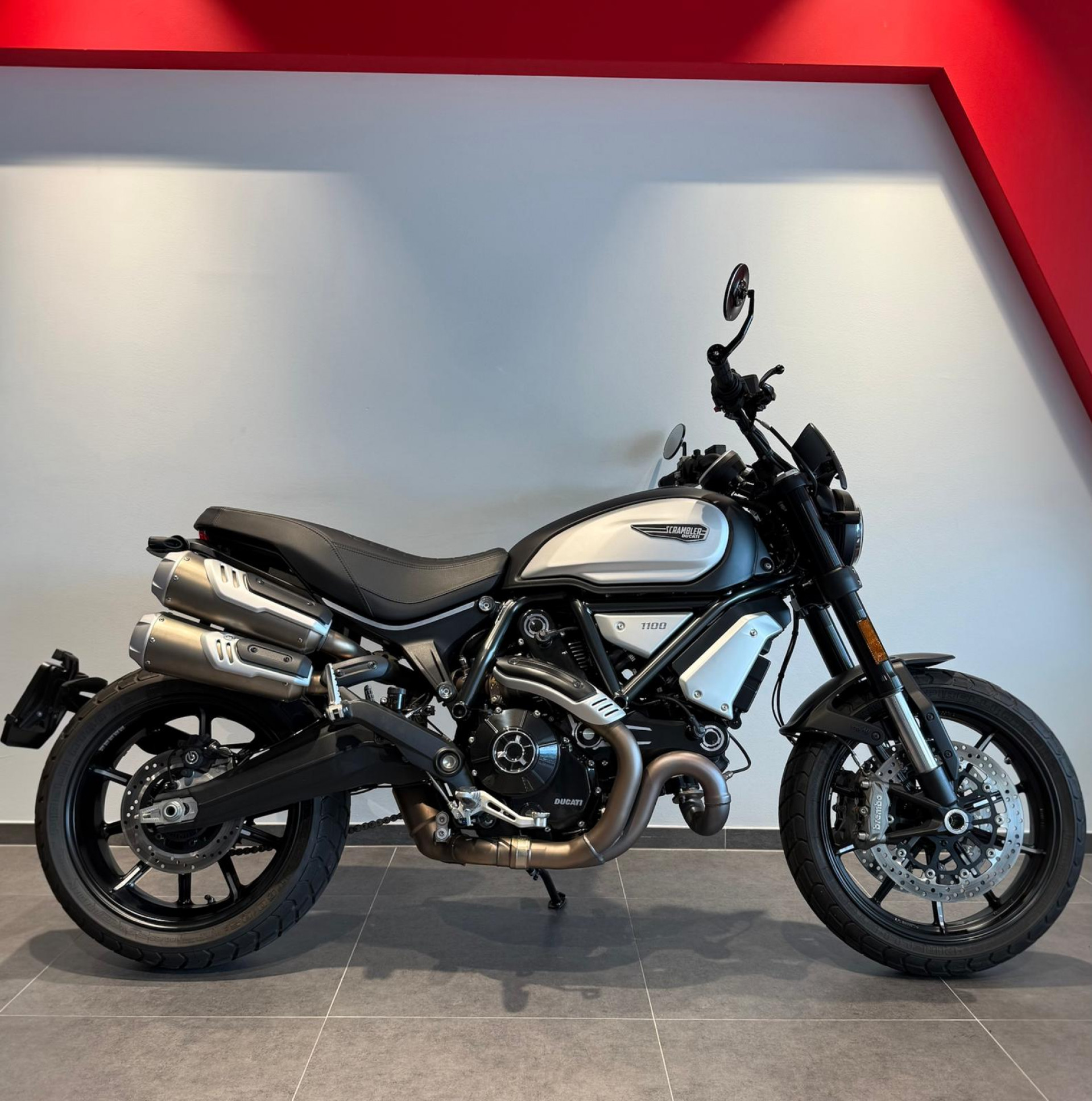 DUCATI Scrambler 1100 Dark Pro-image-1