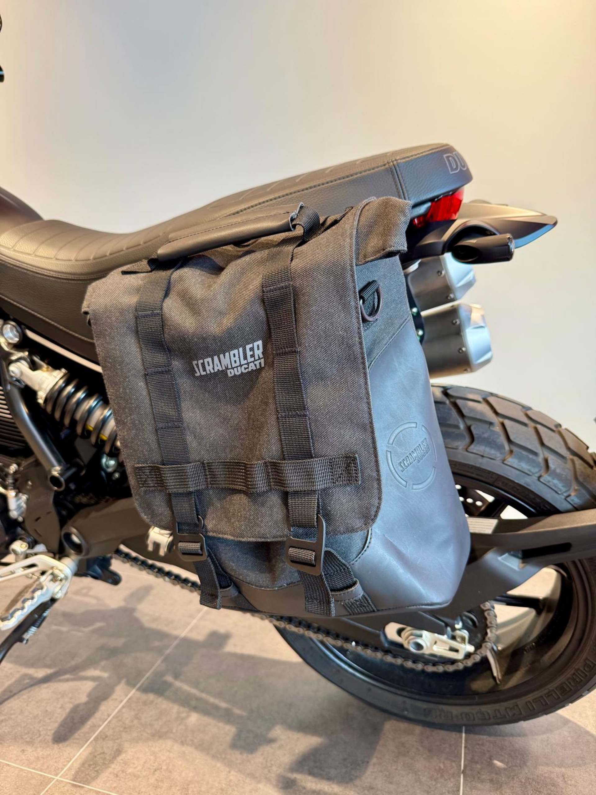 DUCATI Scrambler 1100 Dark Pro-image-5