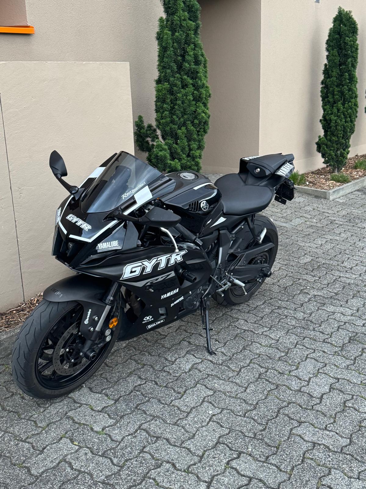 YAMAHA YZF-R7 (35kW)-image-2