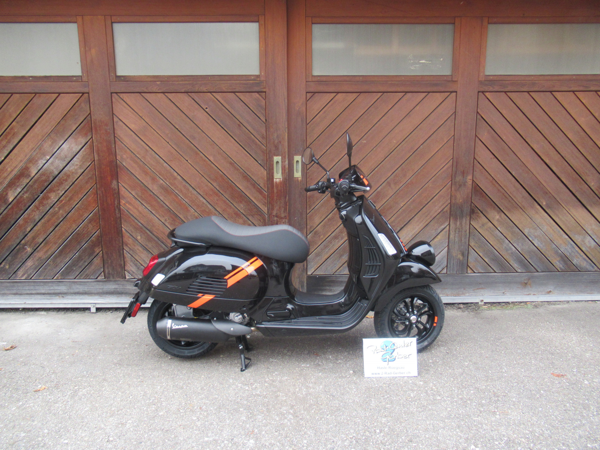 PIAGGIO Vespa GTV 300 HPE-image-1