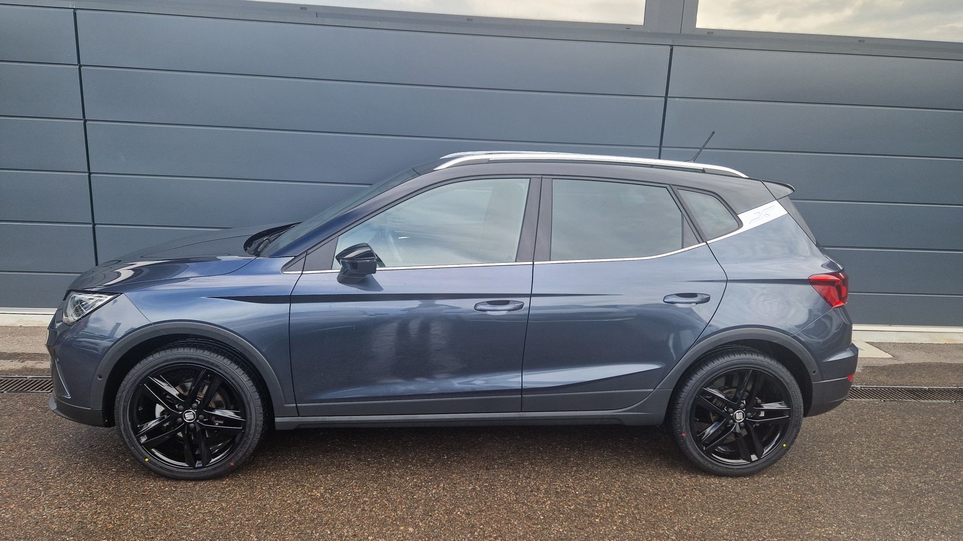 SEAT Arona 1.0 TSI Eco FR Limited Edition DSG-image-16