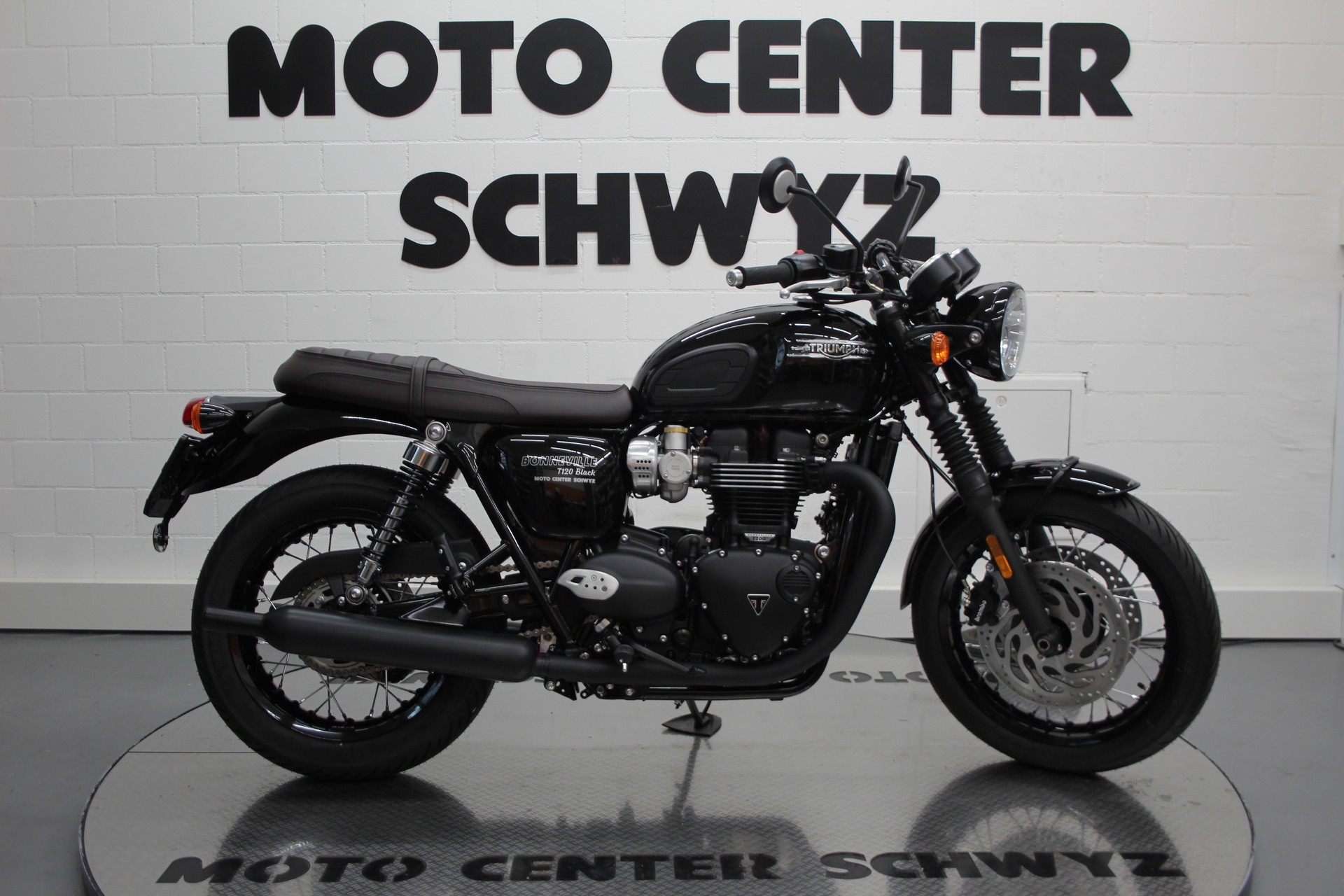 TRIUMPH Bonneville T120-image-0