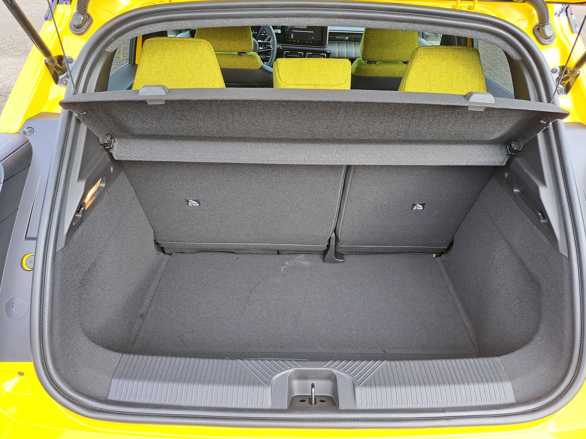 RENAULT R5 E-TECH 100% ELECTRIC iconic five 150PS Comfort Range-image-8