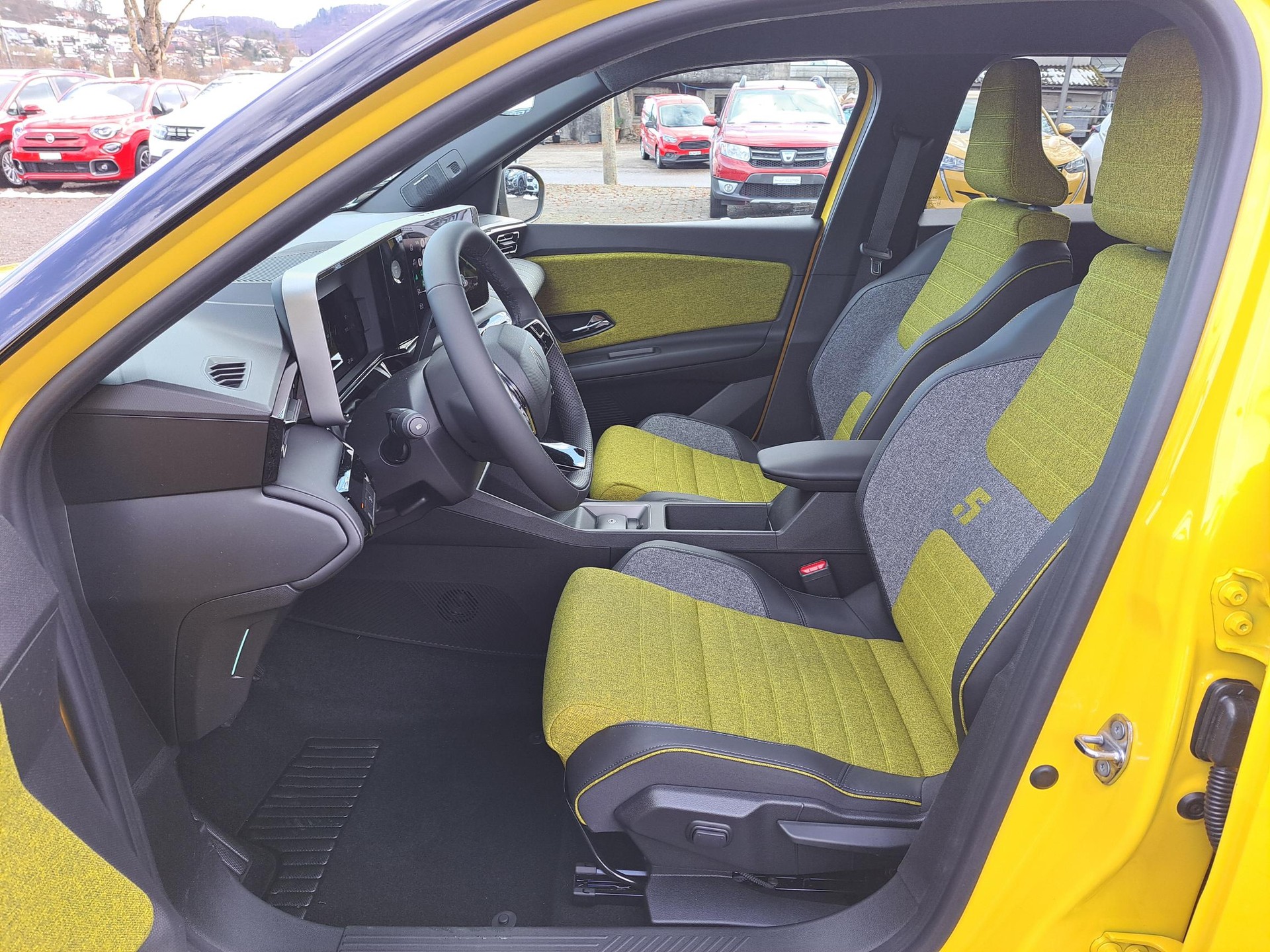 RENAULT R5 E-TECH 100% ELECTRIC iconic five 150PS Comfort Range-image-5