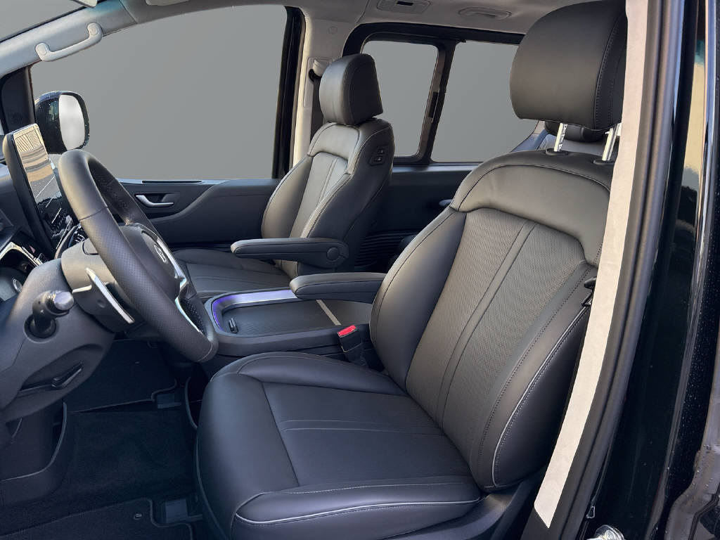 HYUNDAI Staria Premium 1.6 GDi HEV Vertex-image-10