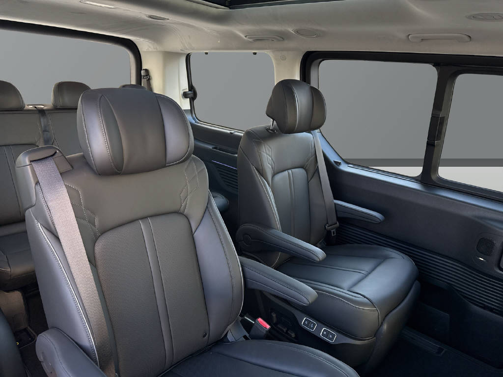 HYUNDAI Staria Premium 1.6 GDi HEV Vertex-image-6