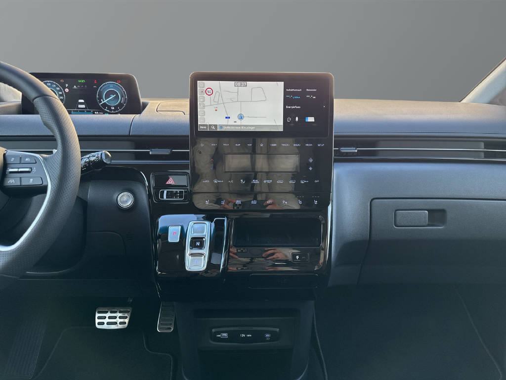 HYUNDAI Staria Premium 1.6 GDi HEV Vertex-image-13