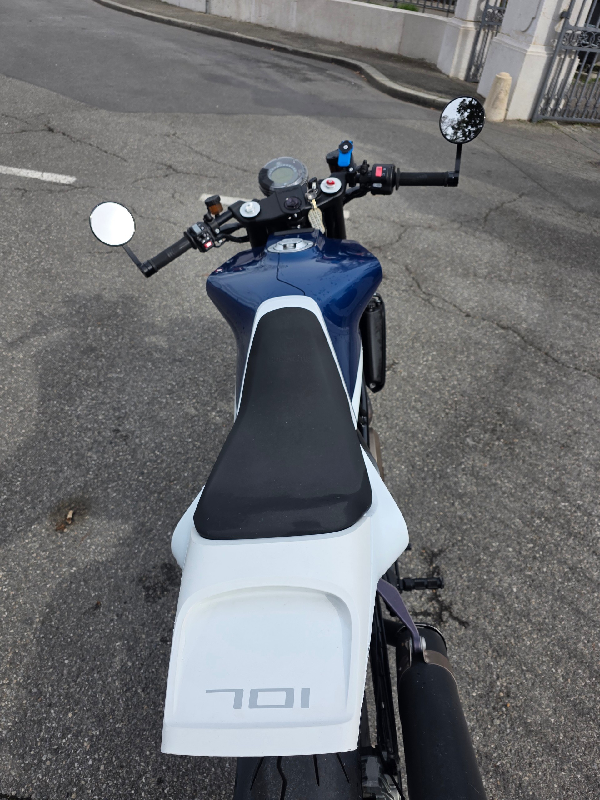 HUSQVARNA Vitpilen 701-image-5