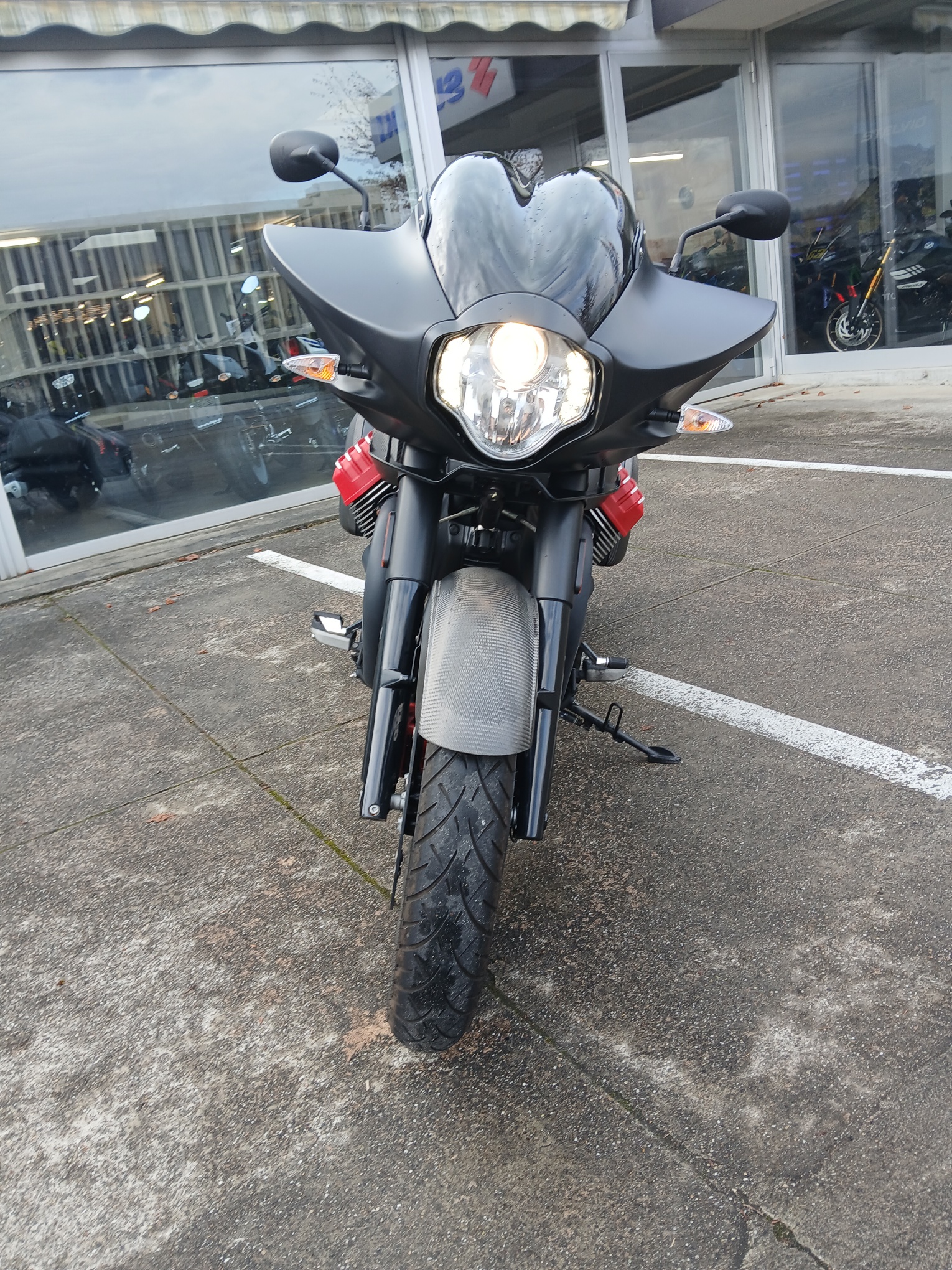MOTO GUZZI MGX 21 1400 ABS-image-6