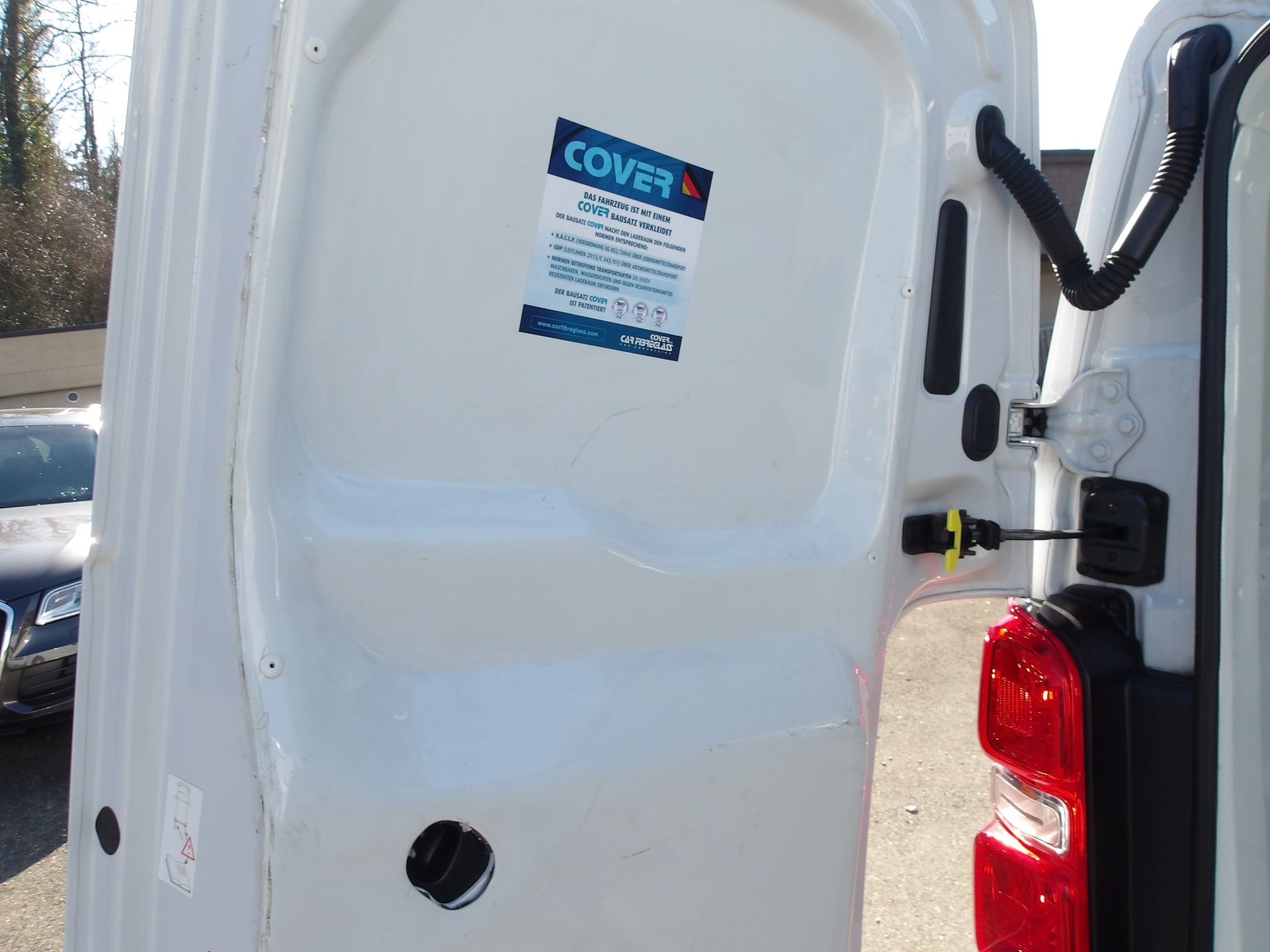 CITROEN Jumpy 2.0 BlueHDi 145 M EAT8-image-13