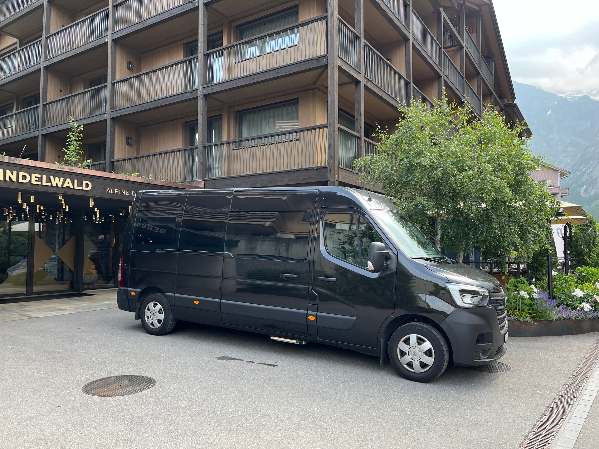 RENAULT Master T39 Blue dCi 165 Bus L3H2-image-1