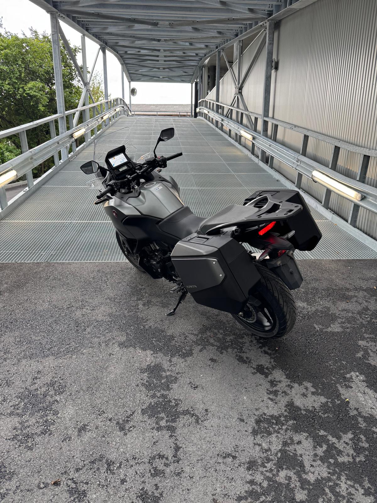 HONDA NT 1100 DCT-image-3