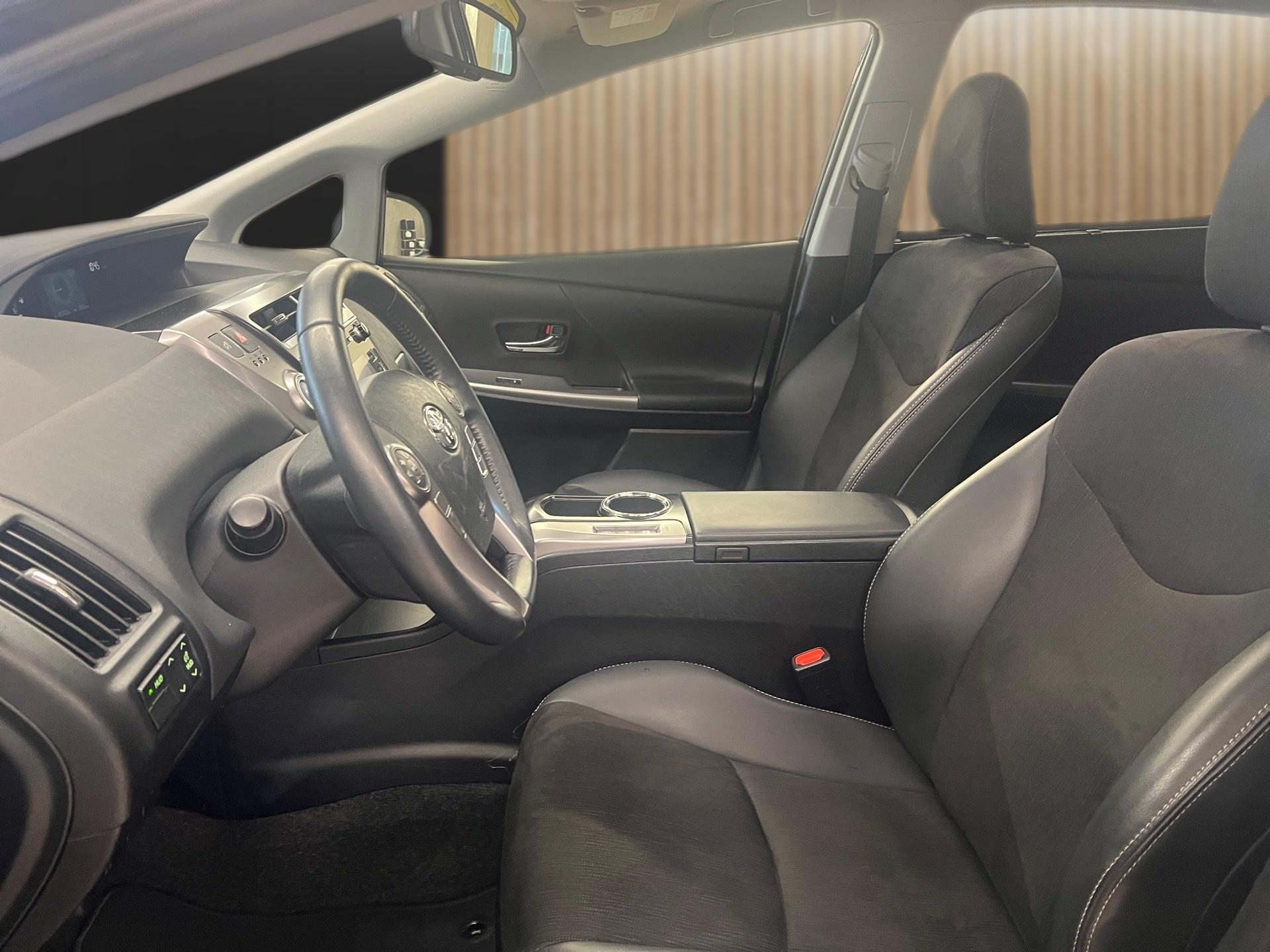 TOYOTA Prius+ 1.8 VVT-i HSD Sol Premium-image-10