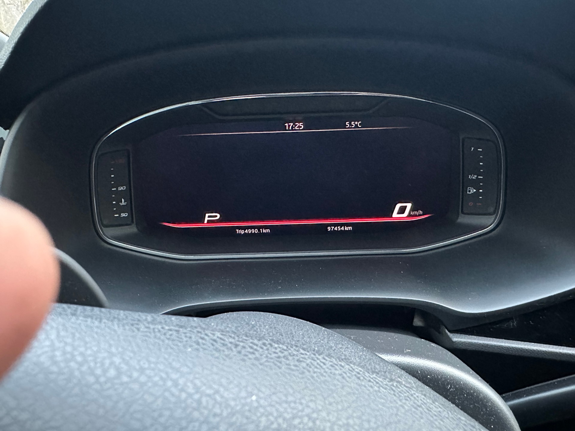 SEAT Leon ST 2.0 TSI Cupra 300 4 Drive DSG-image-7