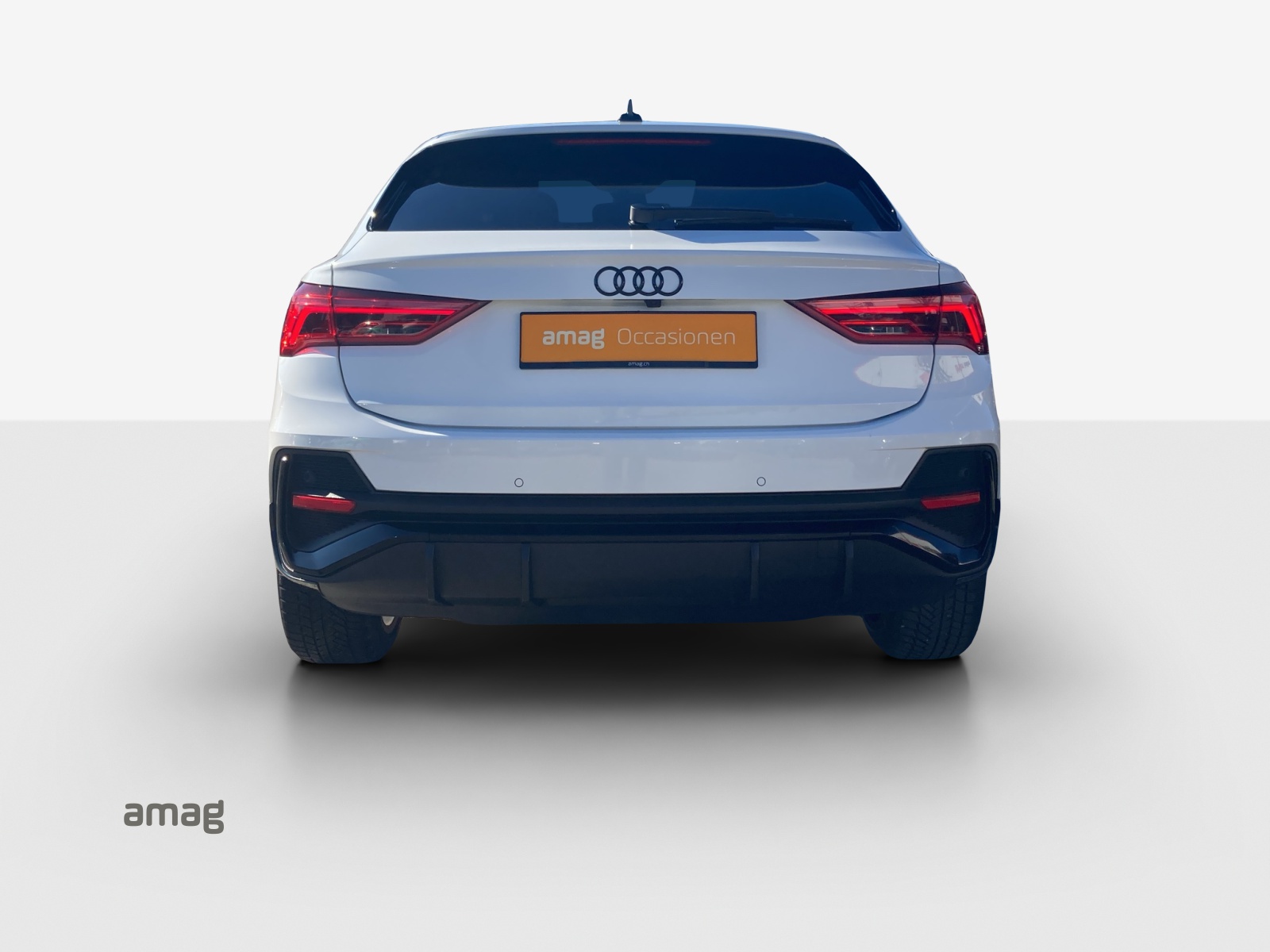 AUDI Q3 Sportback 35 TFSI S line Attraction S-tronic-showroom-element-3