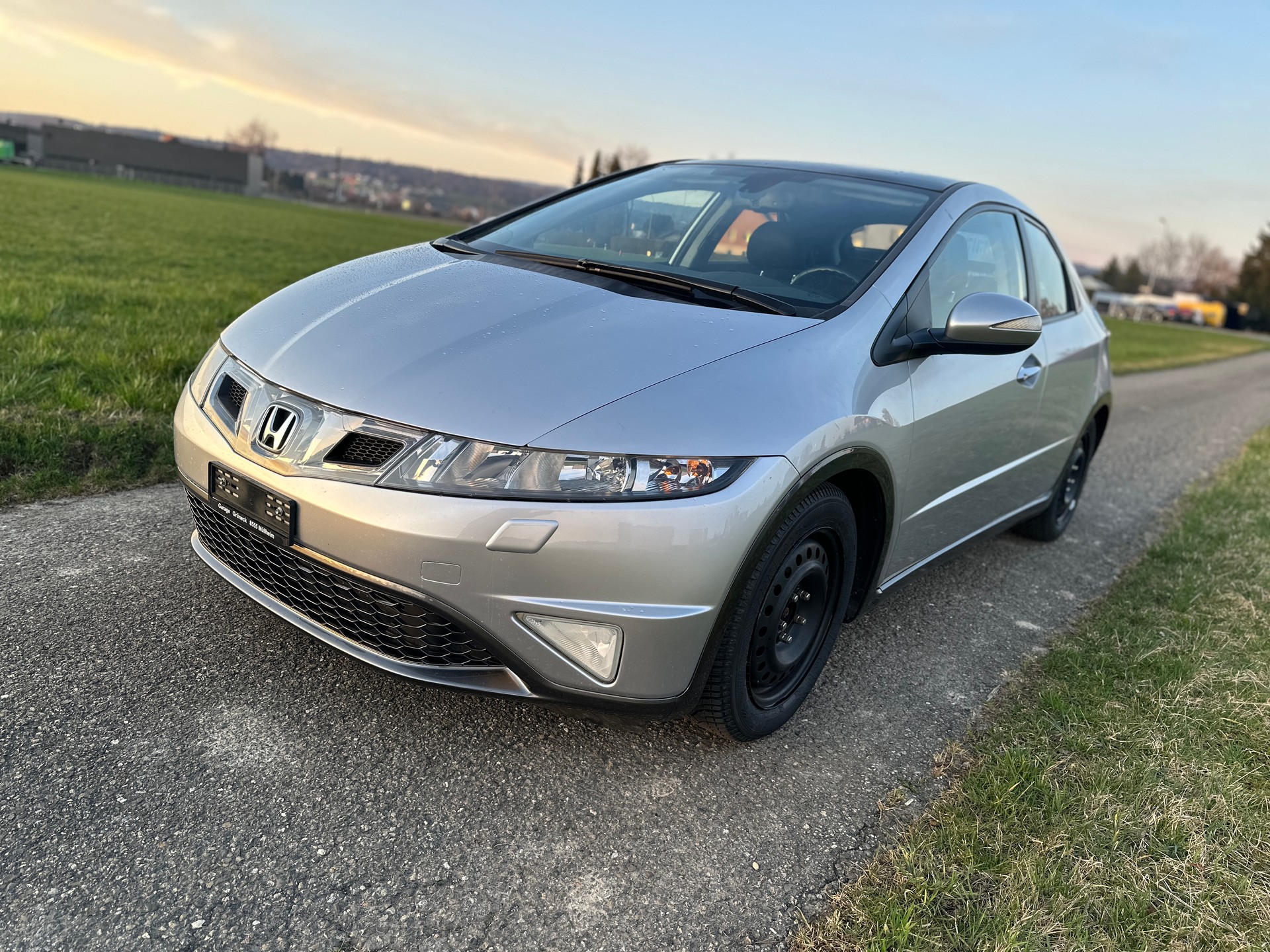 HONDA Civic 1.8i Comfort Automatic-image-5