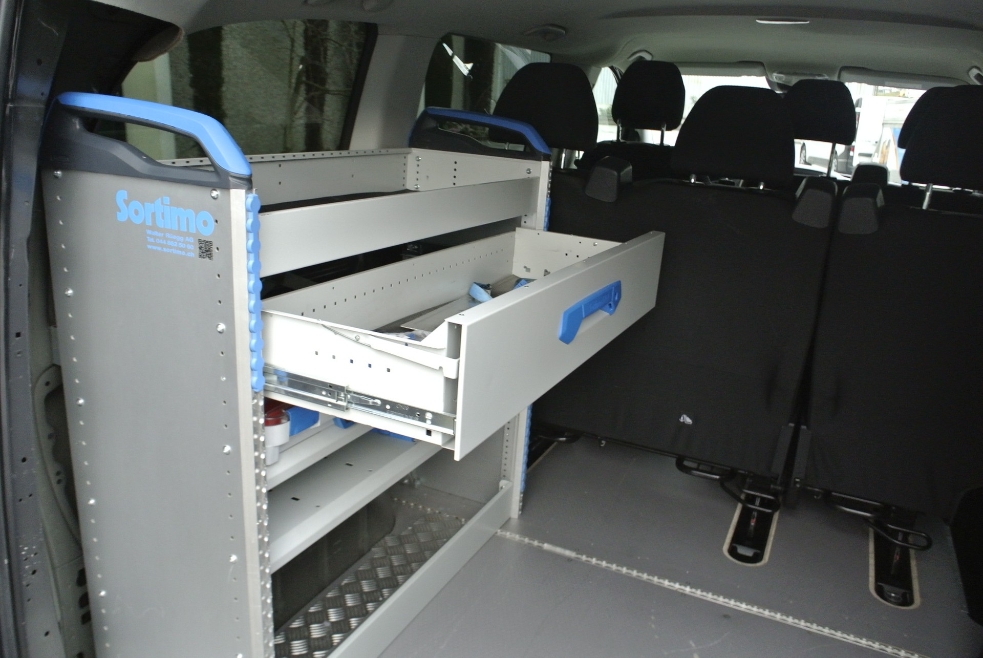 MERCEDES-BENZ Vito 116 CDI Pro Tourer 4Matic 9G-Tronic-image-13