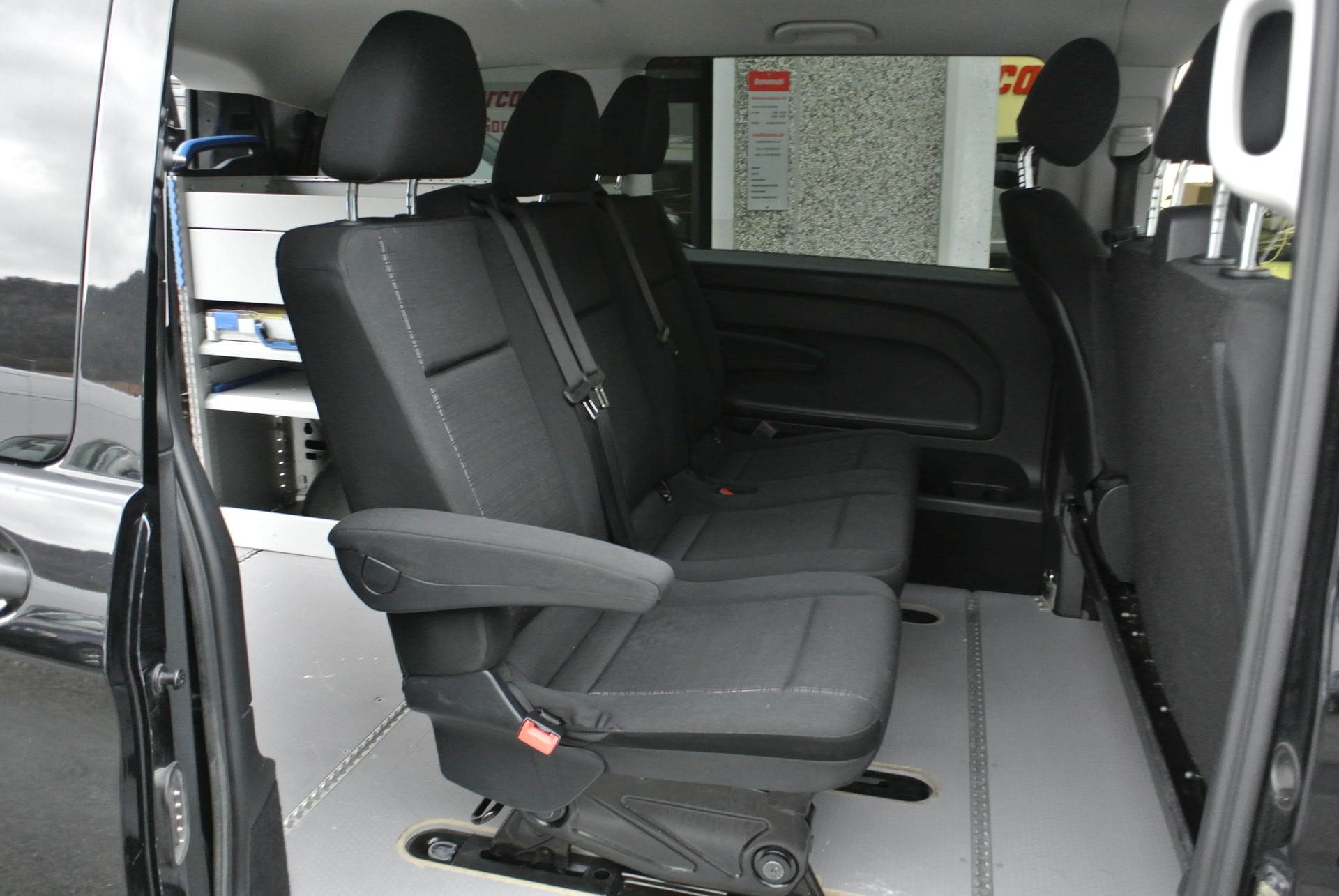 MERCEDES-BENZ Vito 116 CDI Pro Tourer 4Matic 9G-Tronic-image-19