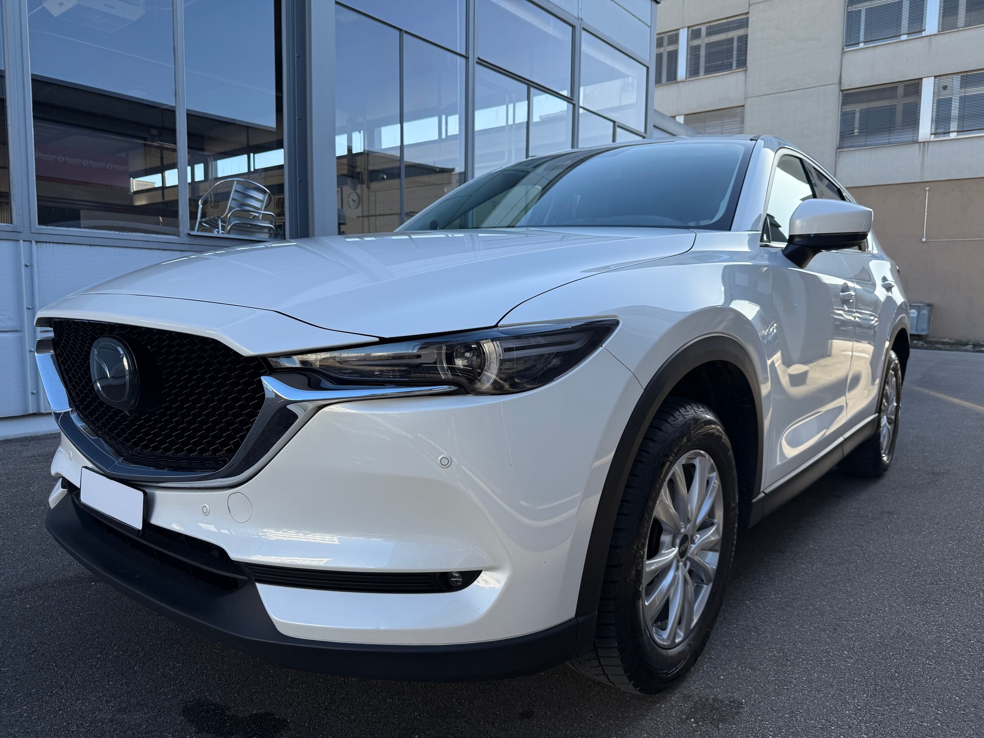 MAZDA CX-5 SKYACTIV-G 165 Revolution AWD Automat *Leder *Schiebedach *Abstandregler *360 Kamera *Head-Up Display *Sitzheiz. & Belüft.