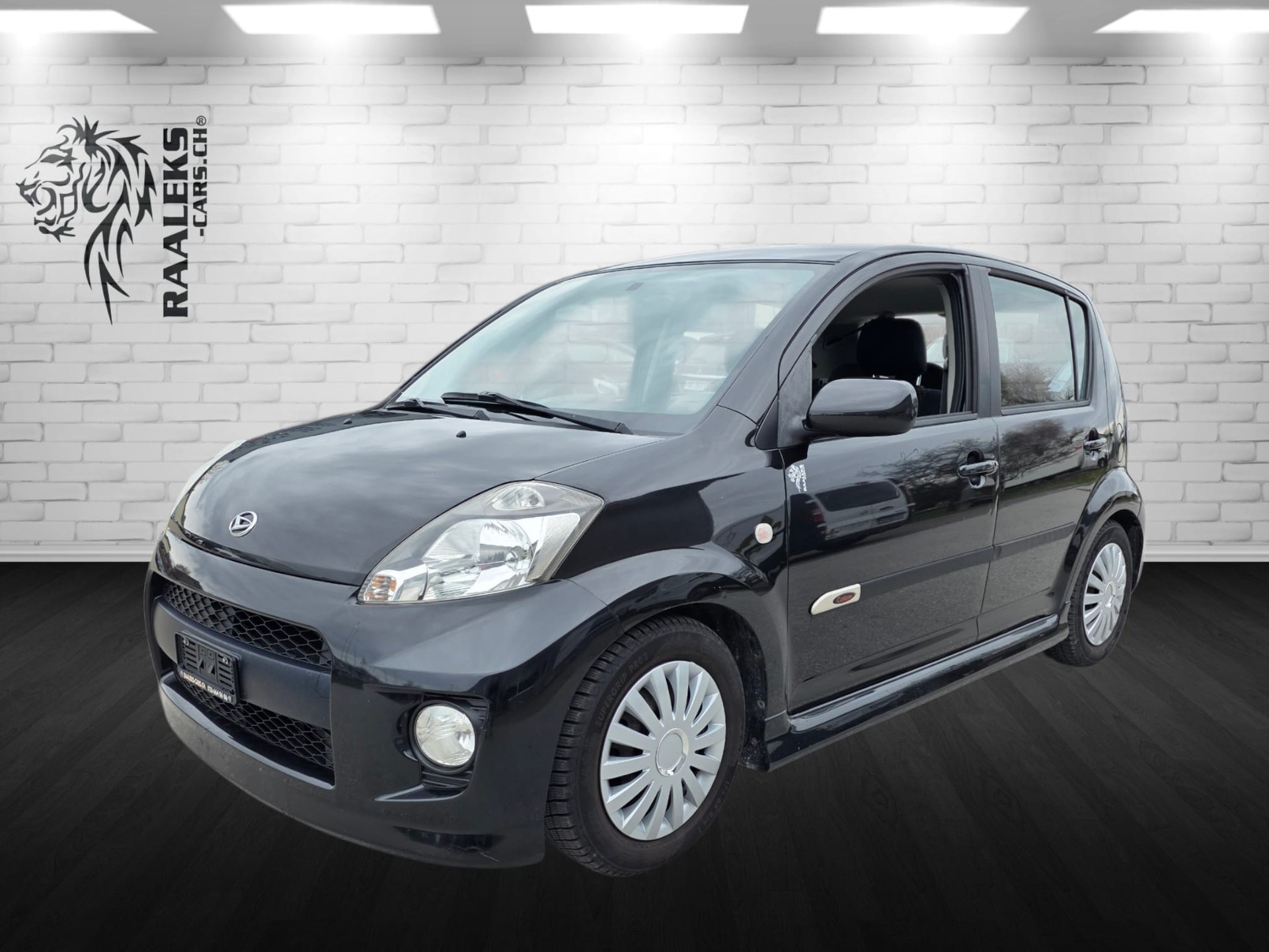 DAIHATSU Sirion 1.5 ST Custom