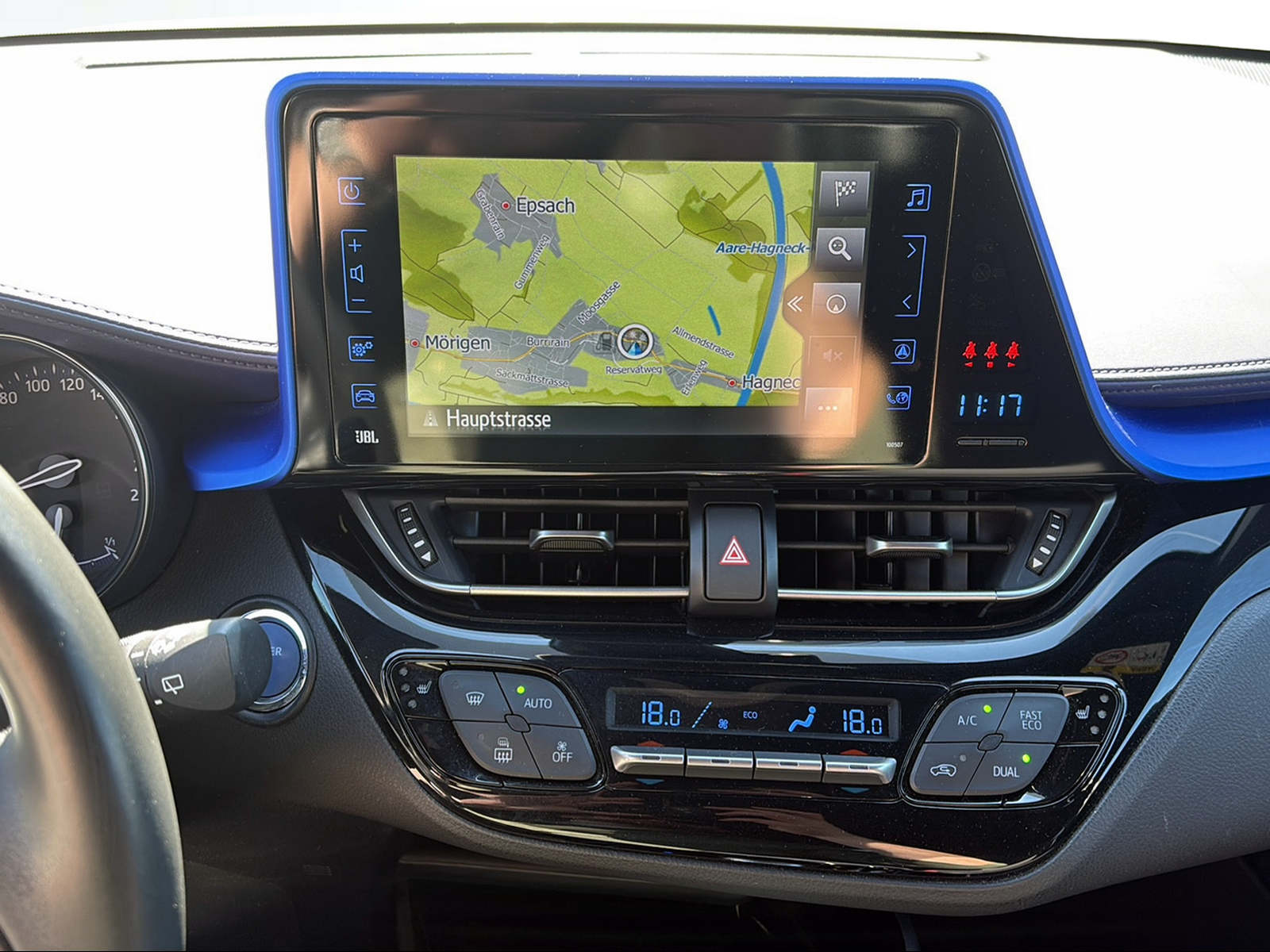 TOYOTA C-HR 1.8 HSD Style CVT-image-13