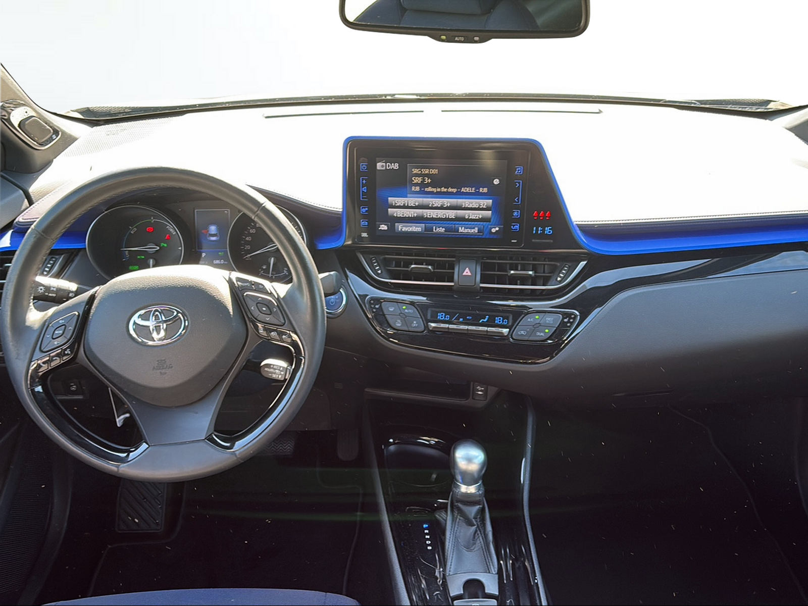 TOYOTA C-HR 1.8 HSD Style CVT-image-8