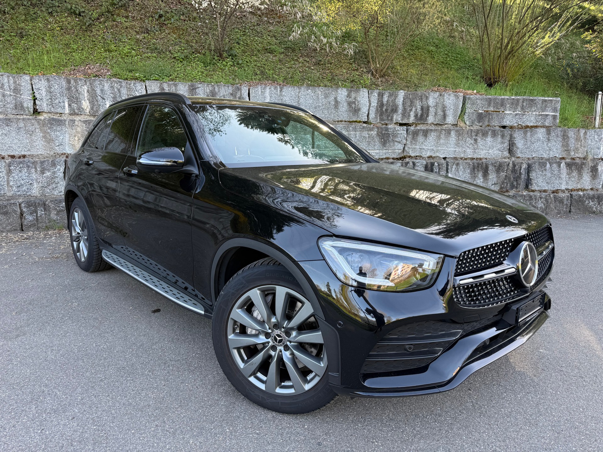 MERCEDES-BENZ GLC 300 AMG Line 4Matic 9G-Tronic-image-5