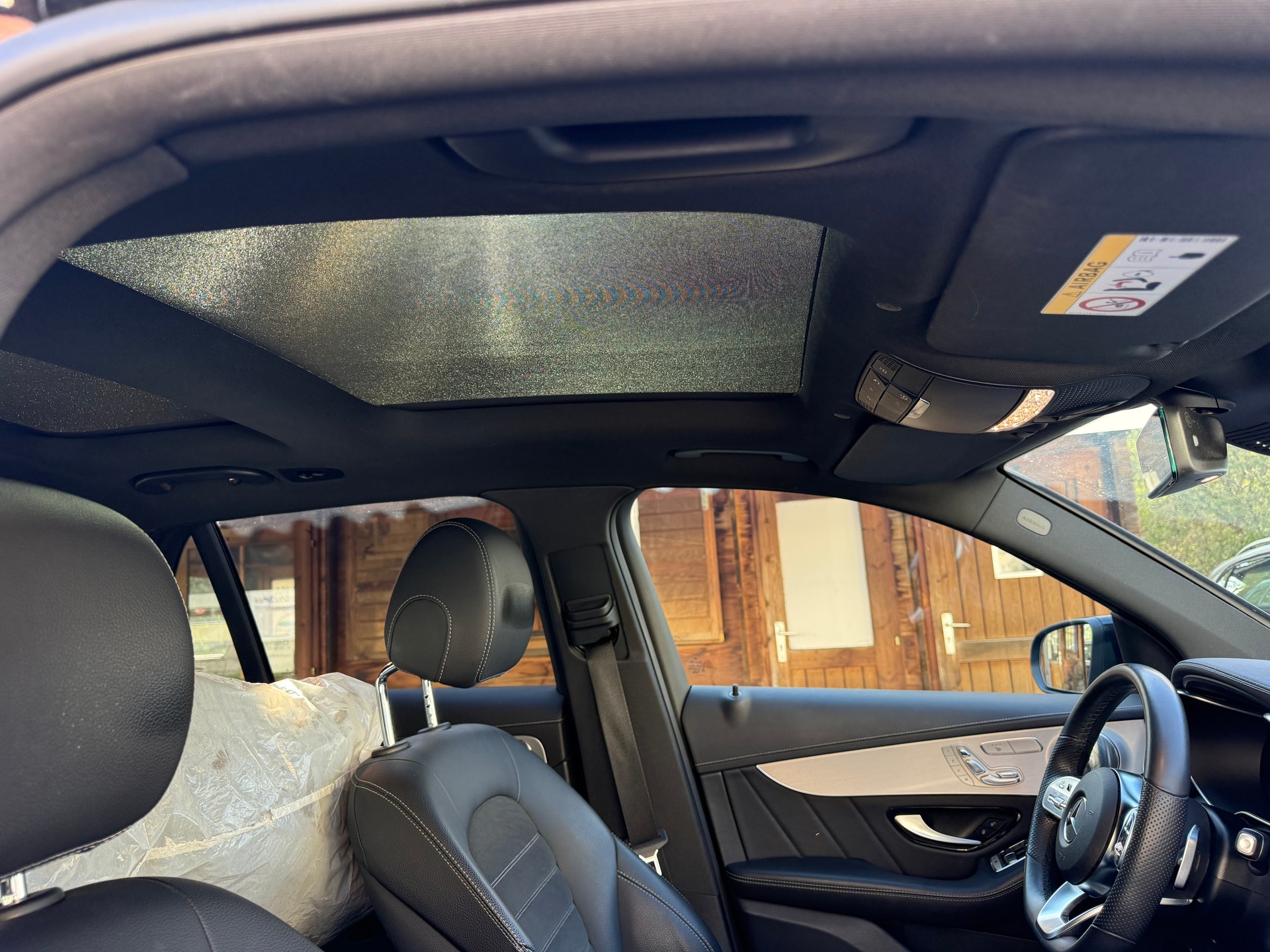 MERCEDES-BENZ GLC 300 AMG Line 4Matic 9G-Tronic-image-9