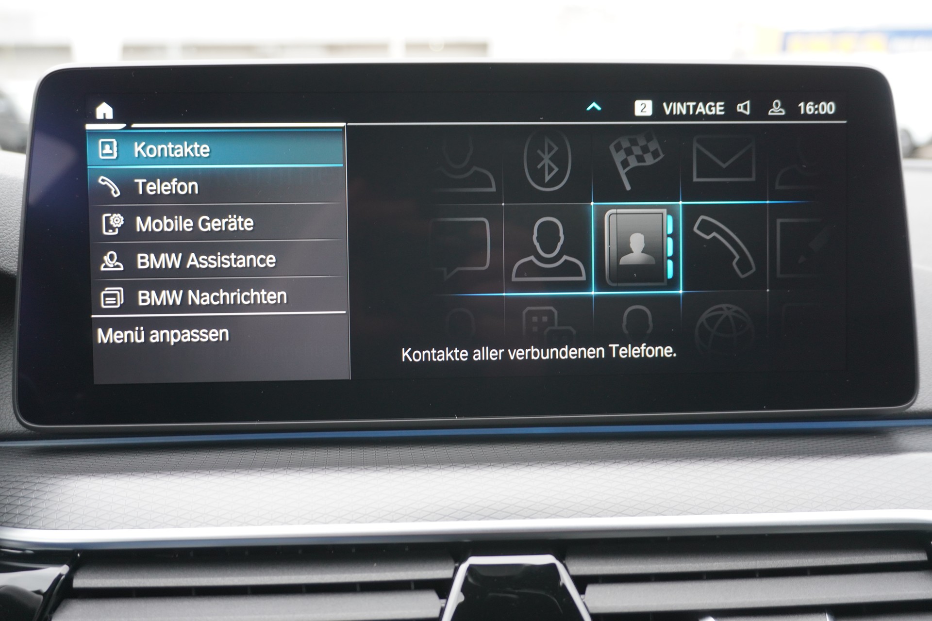 BMW 530e xDrive Touring M Sport Steptronic-image-31