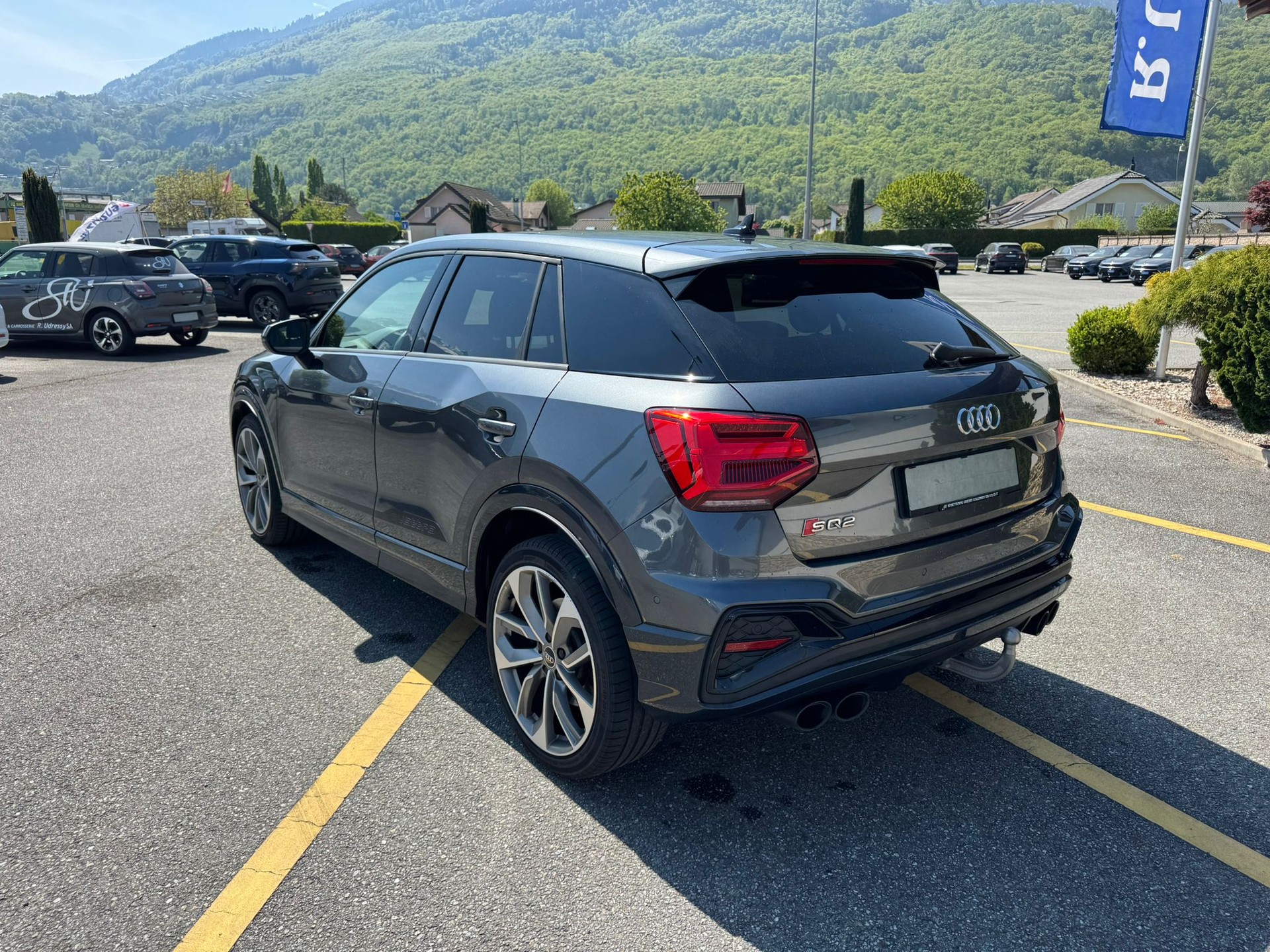 AUDI SQ2 TFSI quattro S-tronic-image-2