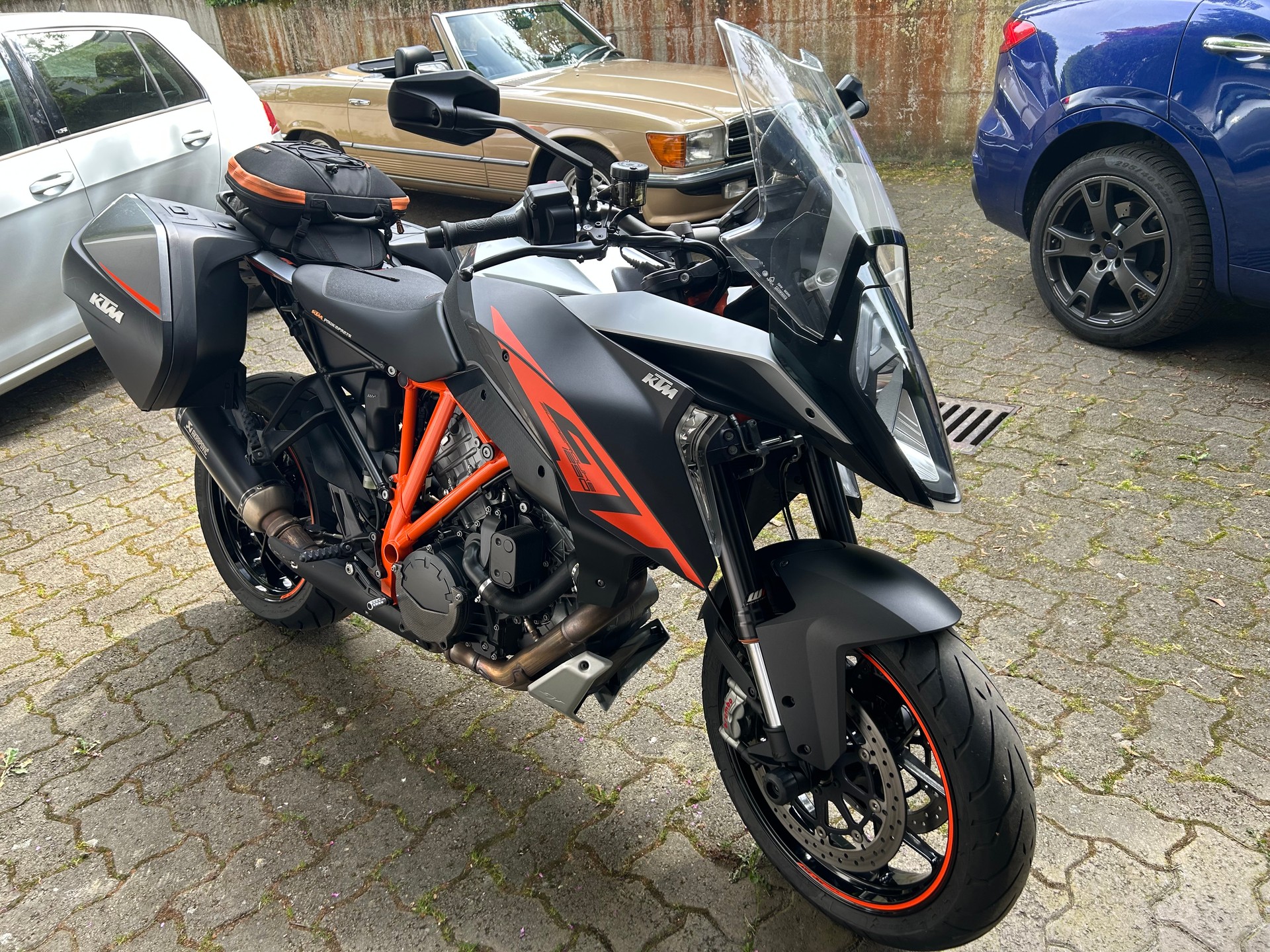 KTM 1290 Super Duke GT-image-3