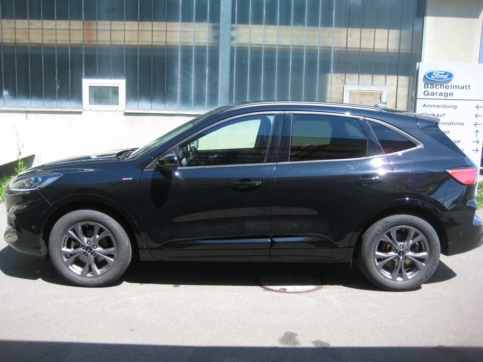 FORD Kuga 2.5 FHEV ST-Line X 4WD-image-1