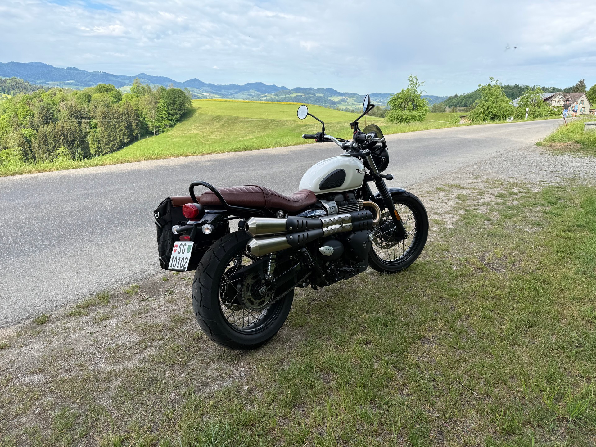 TRIUMPH Street Scrambler 900-image-1