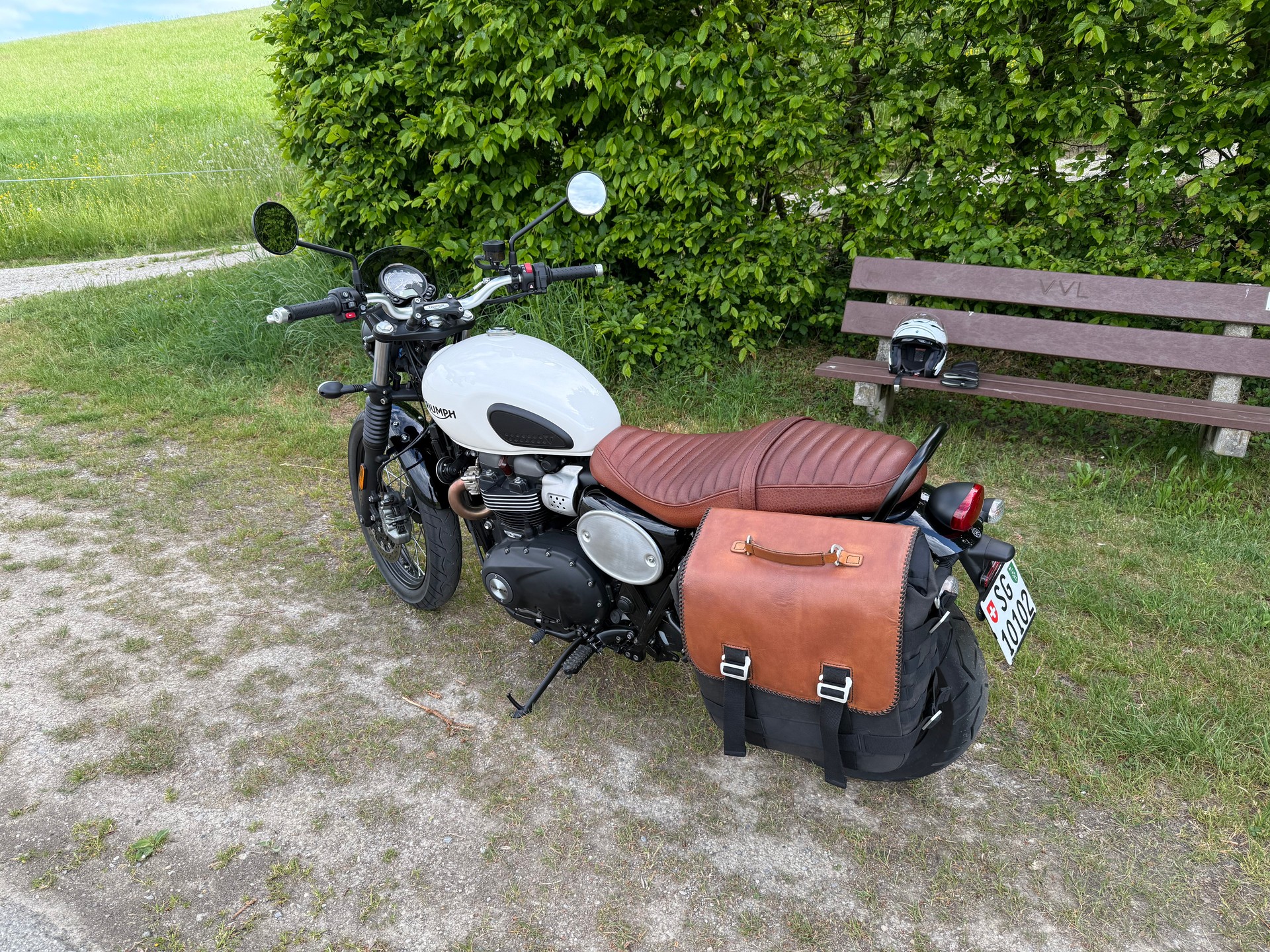 TRIUMPH Street Scrambler 900-image-2
