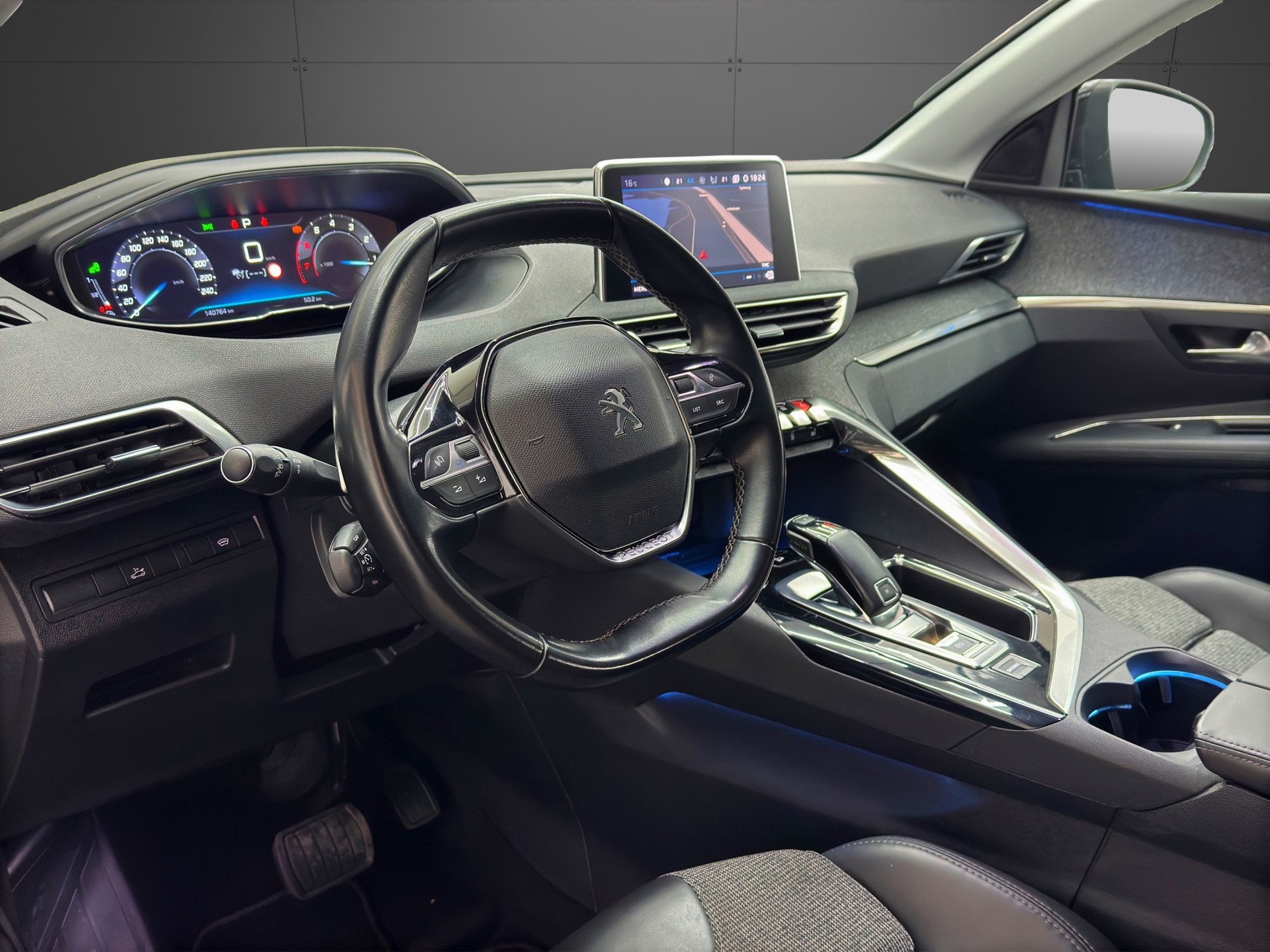 PEUGEOT 3008 1.6 THP Allure EAT-image-9