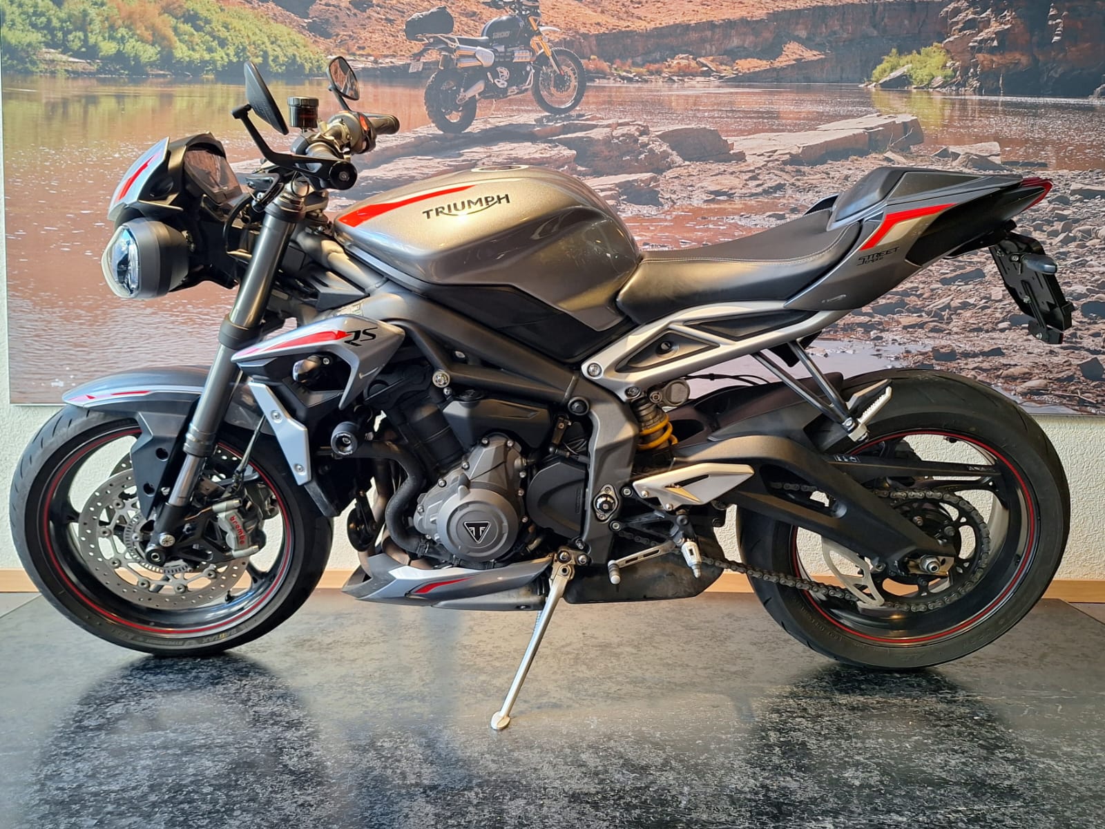 TRIUMPH Street Triple RS 765 ABS-image-2