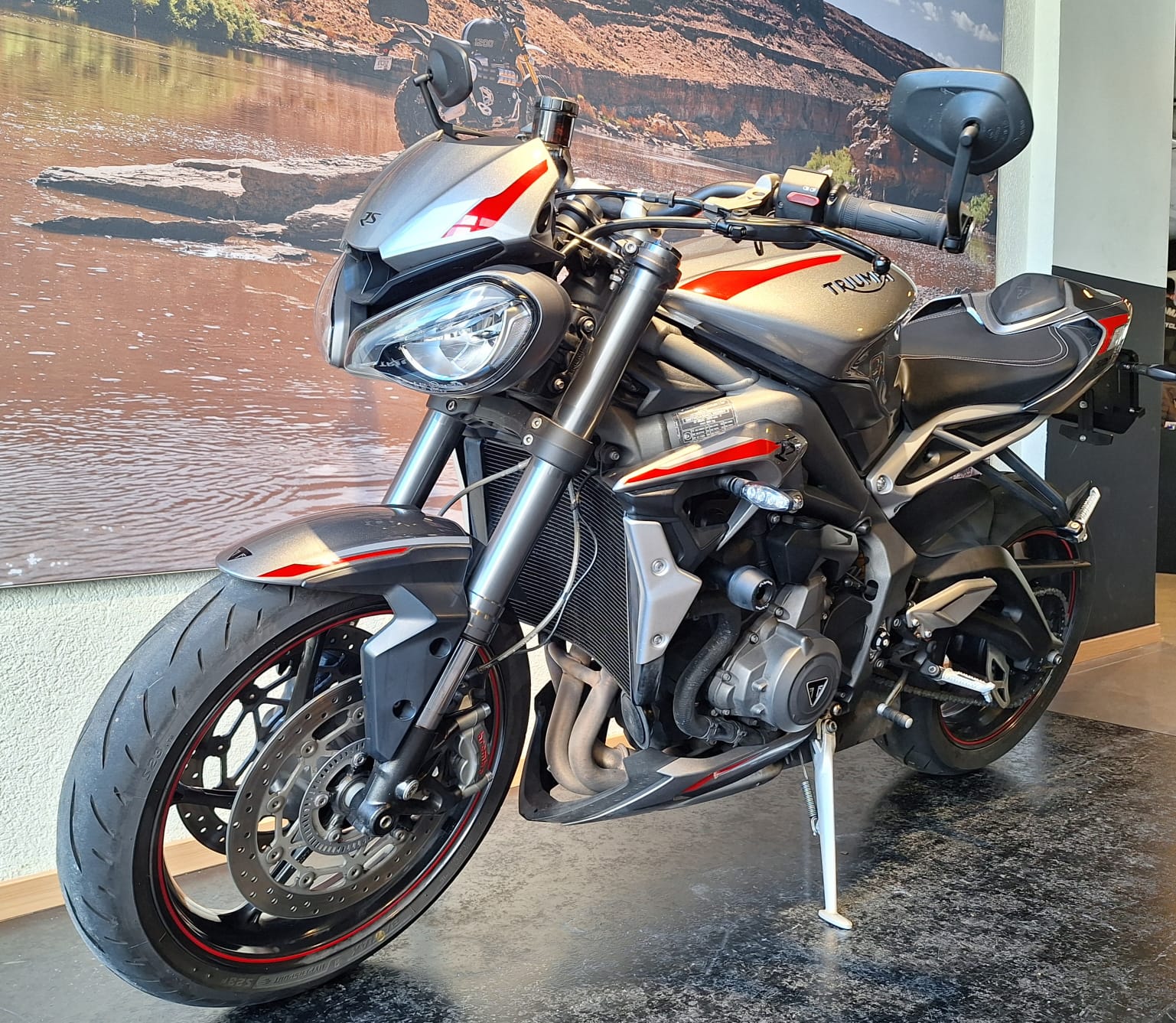 TRIUMPH Street Triple RS 765 ABS-image-3