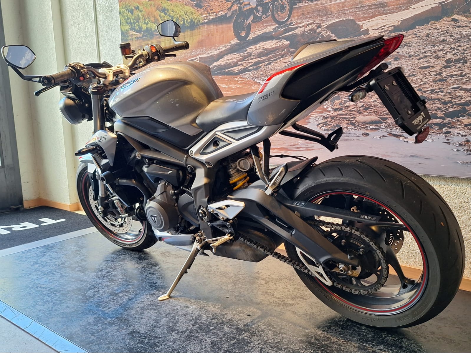 TRIUMPH Street Triple RS 765 ABS-image-4