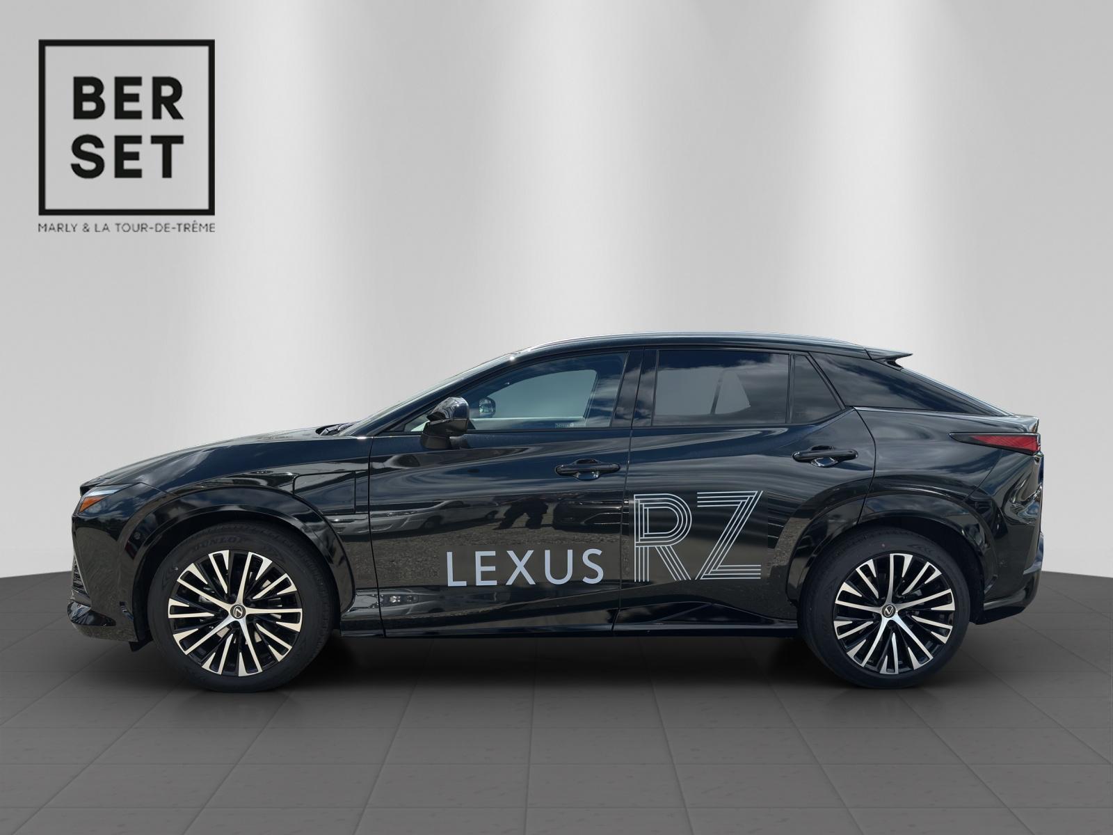 LEXUS RZ 500e Excellence-showroom-element-1