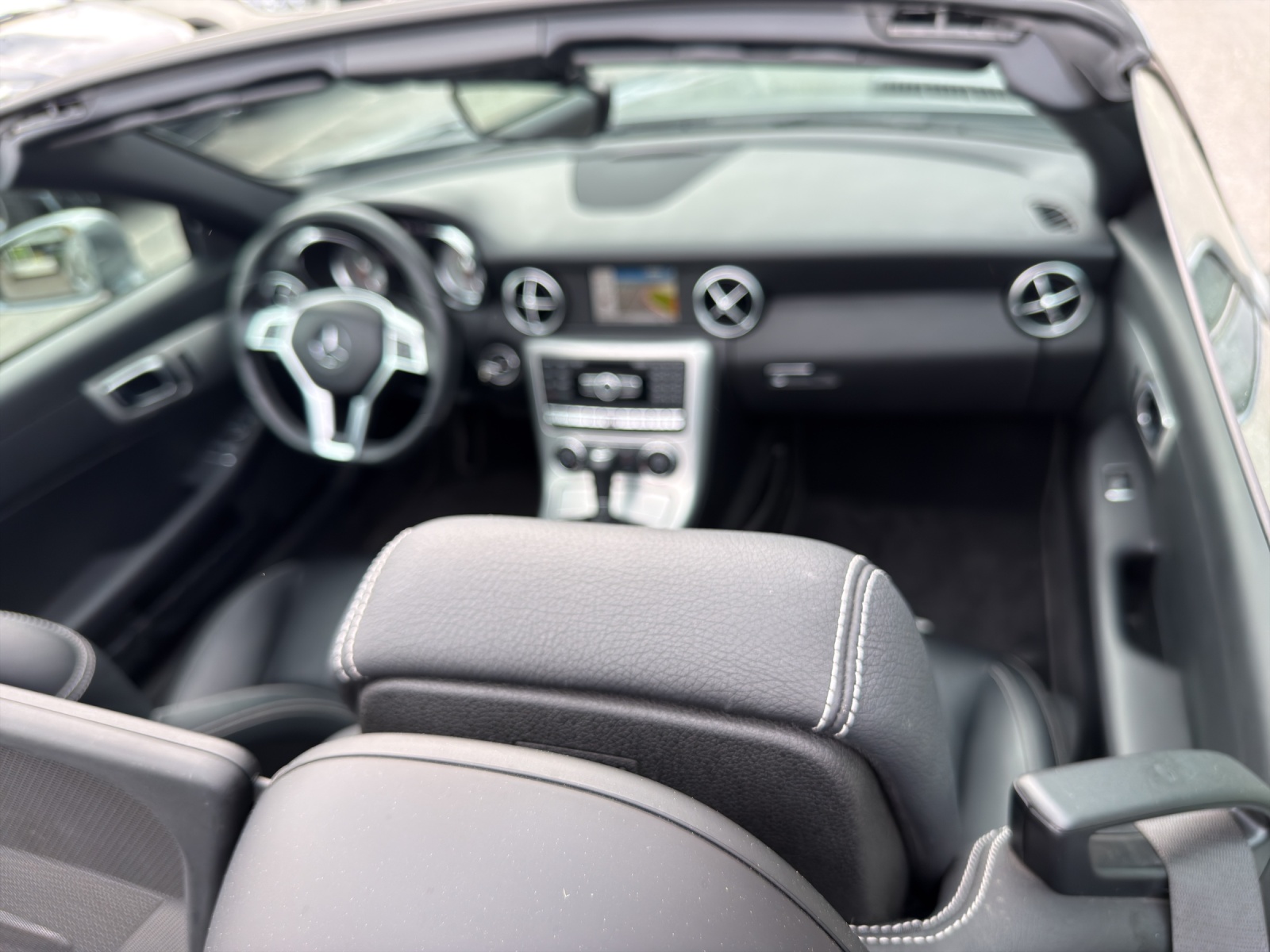 MERCEDES-BENZ SLK 200 BlueEfficiency Roadste-image-8