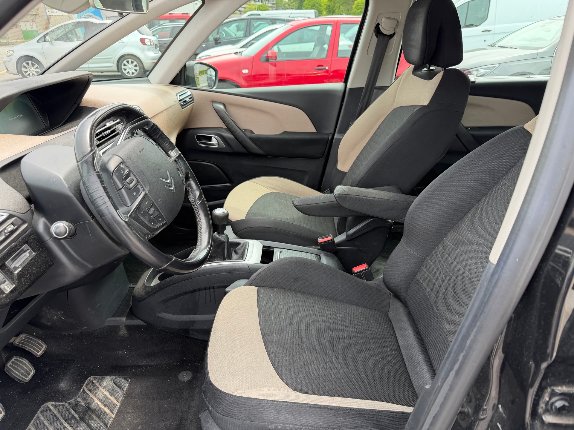 CITROEN C4 Picasso 1.6i 16V THP Intensive-image-8