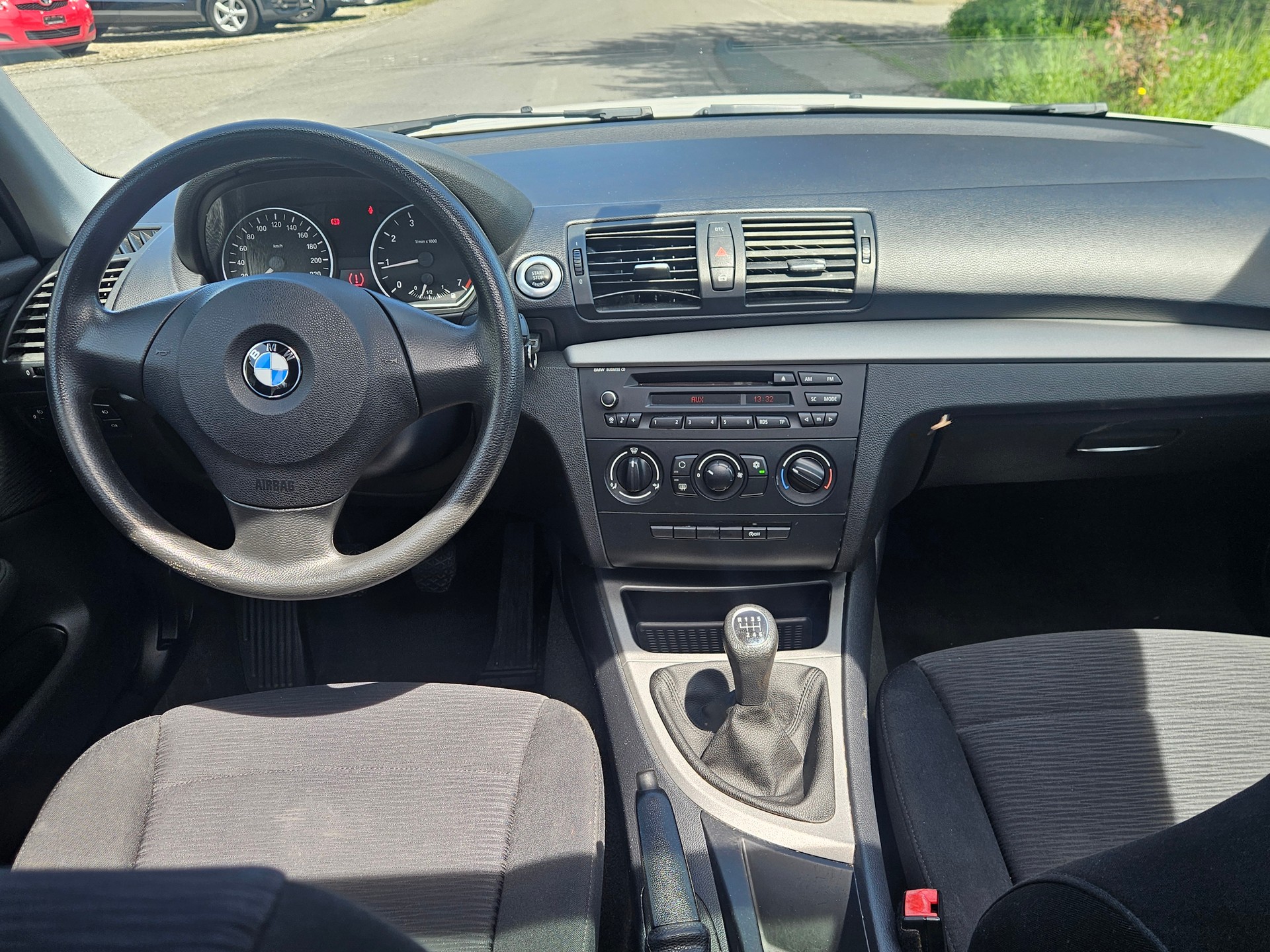 BMW 116i Access-image-11