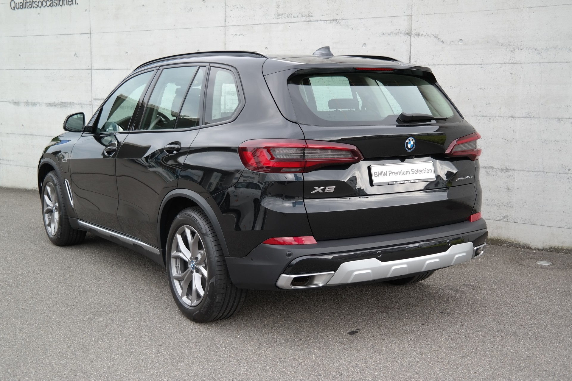 BMW X5 xDrive45e xLine-image-4