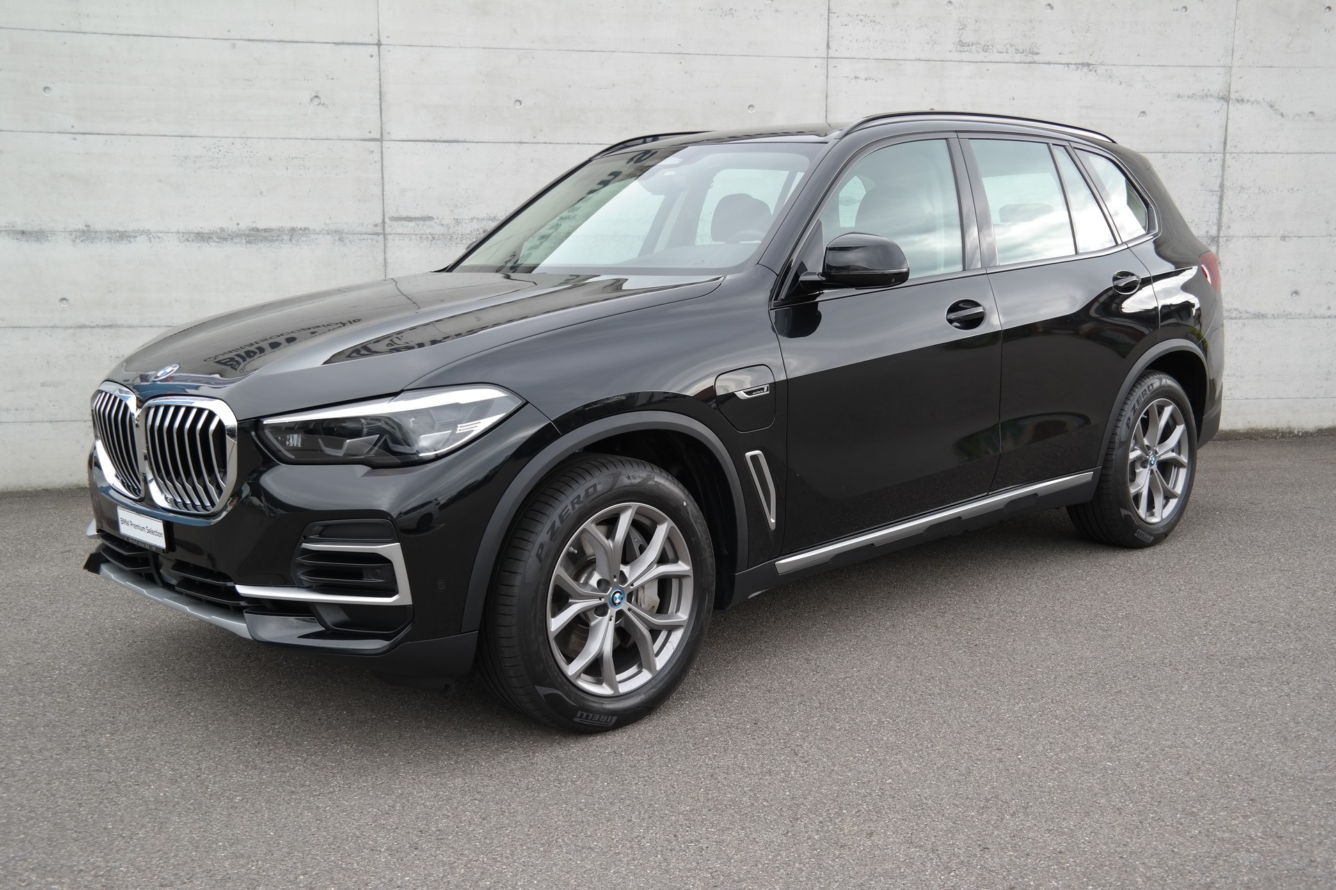 BMW X5 xDrive45e xLine