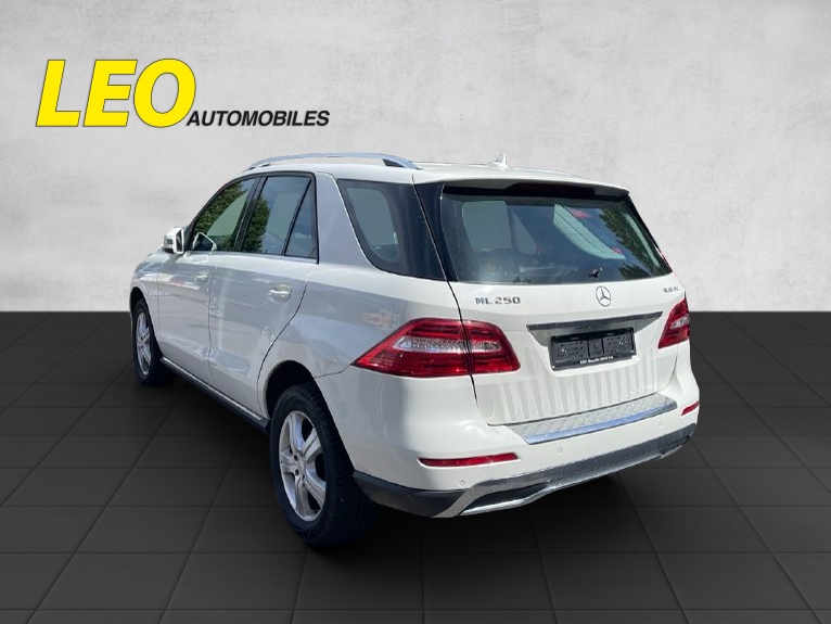 MERCEDES-BENZ ML 250 BlueTEC Edition 4Matic 7G-Tronic-image-3