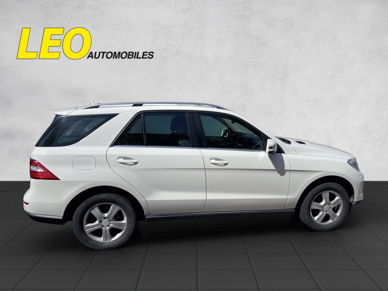 MERCEDES-BENZ ML 250 BlueTEC Edition 4Matic 7G-Tronic-image-6